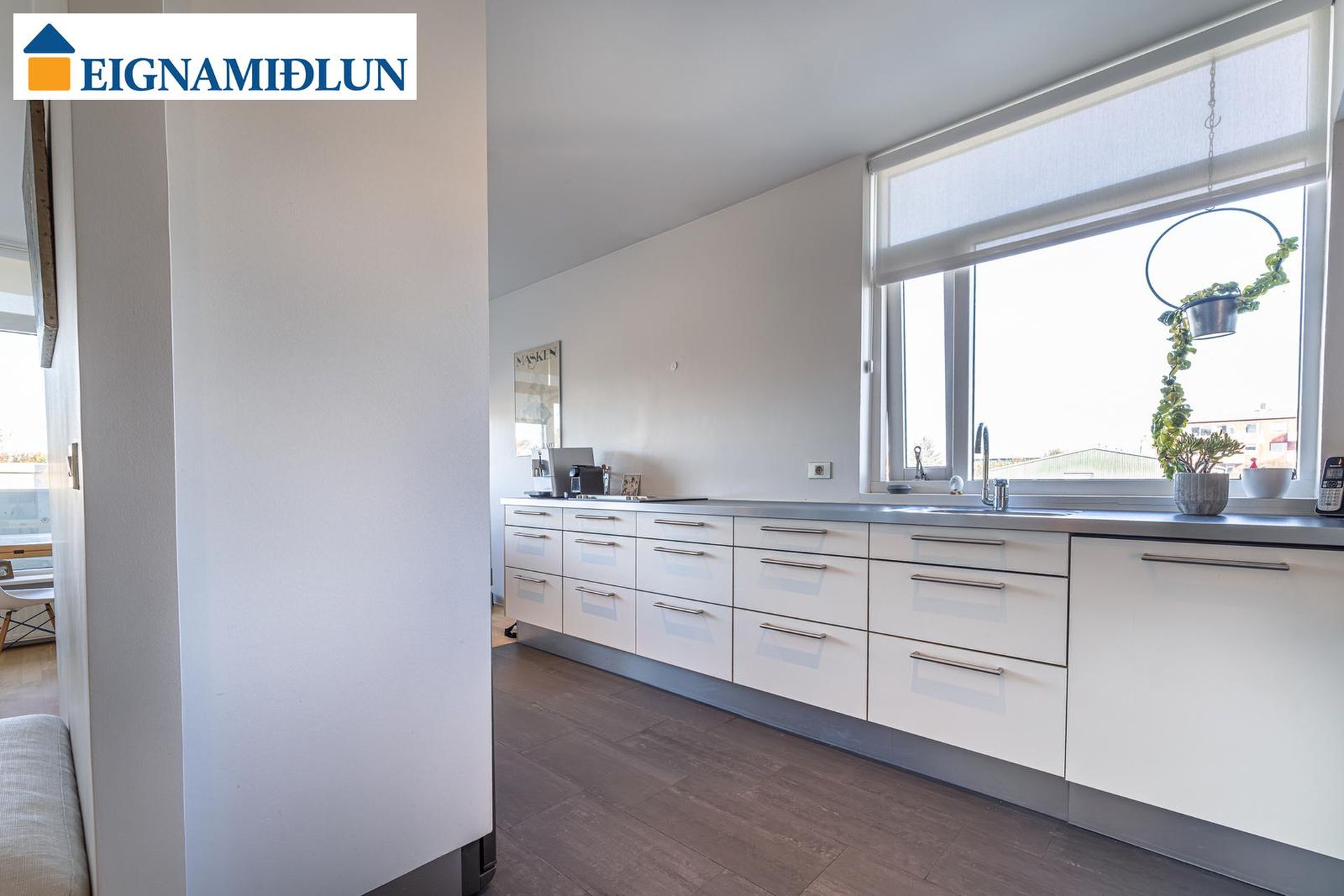 Kaplaskjólsvegur 89, 107 Reykjavík