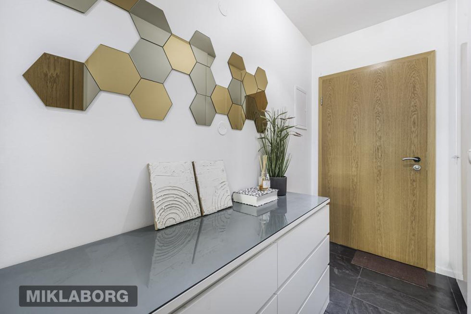 Njálsgata 19, 101 Reykjavík