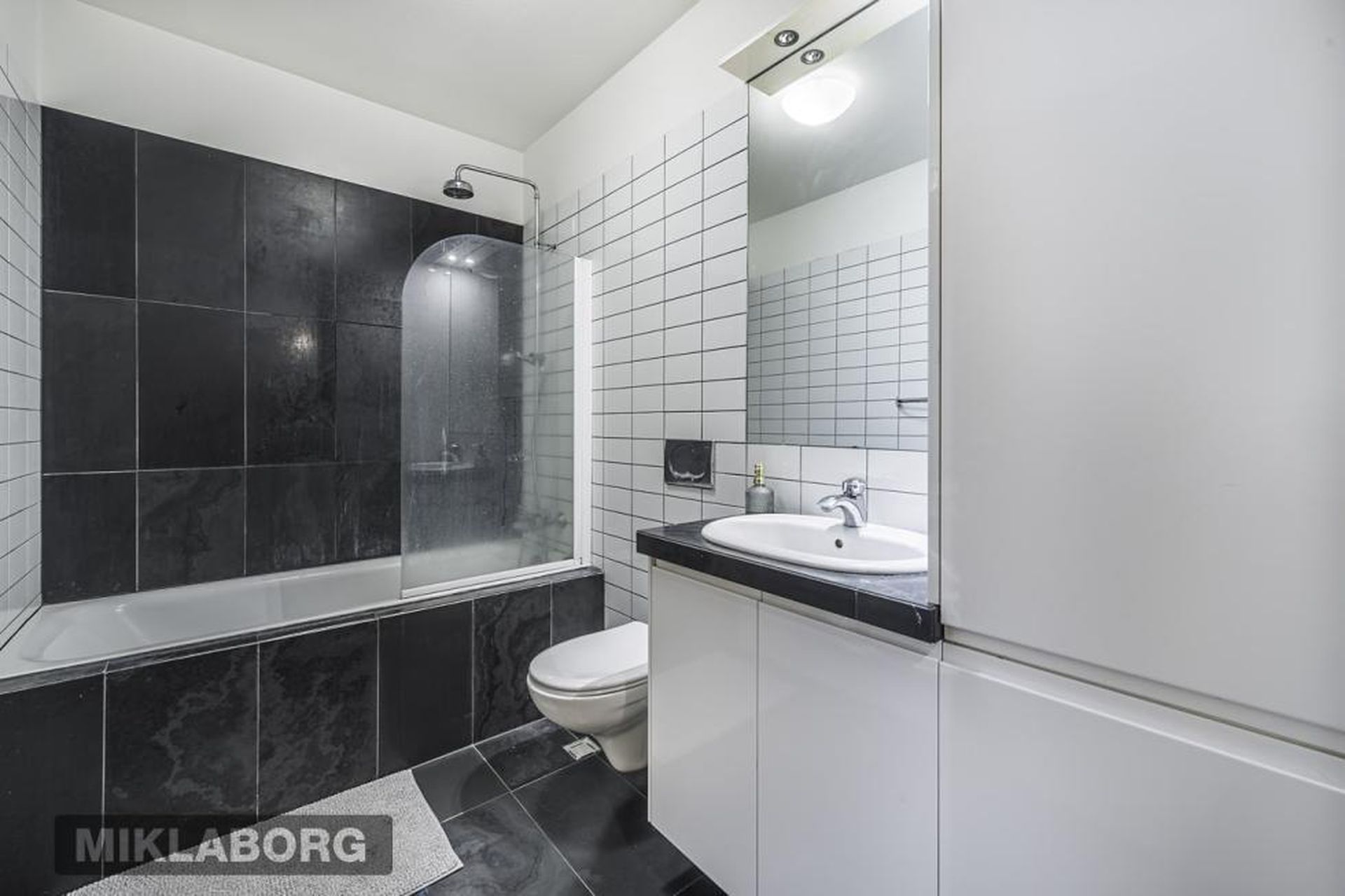 Njálsgata 19, 101 Reykjavík