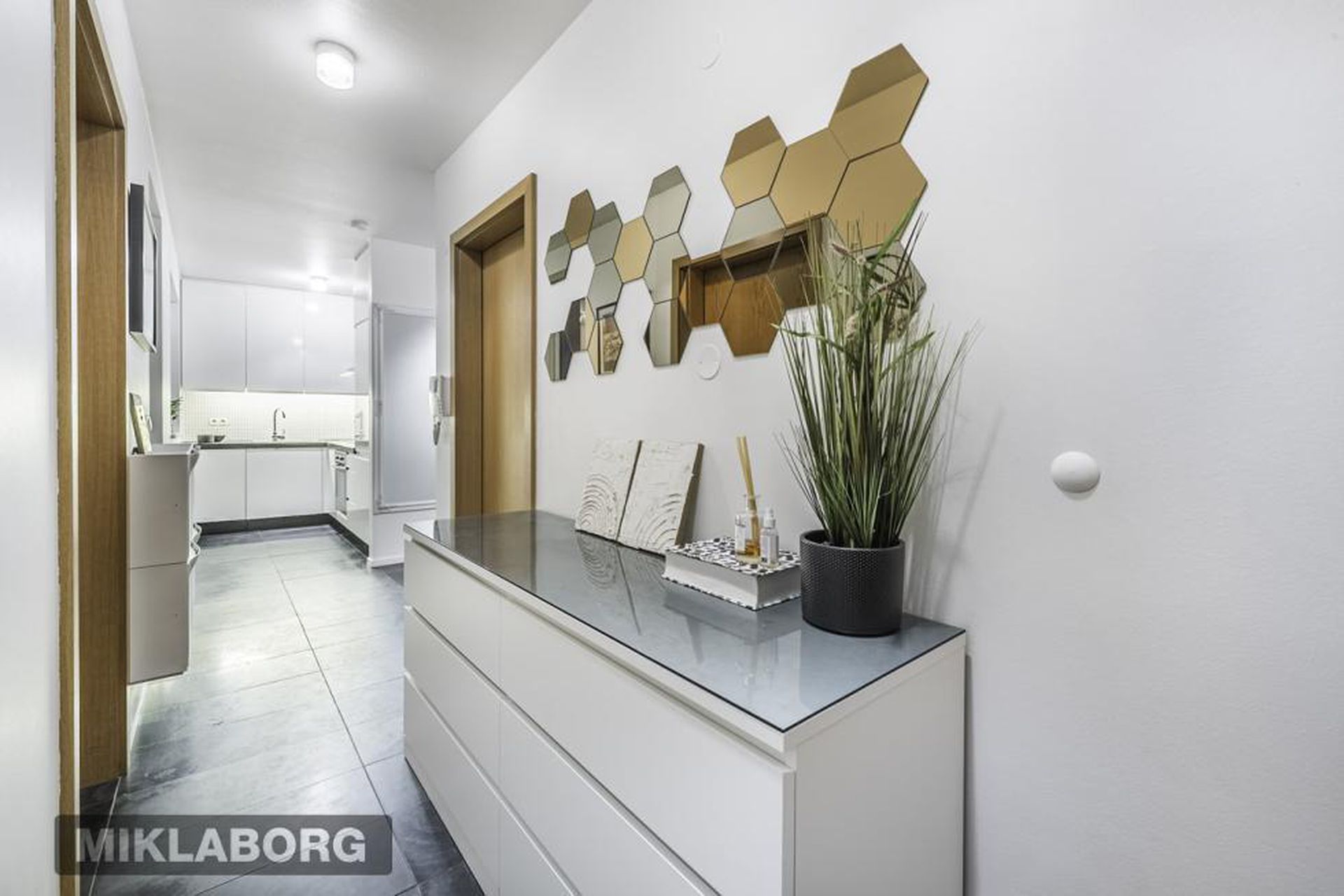 Njálsgata 19, 101 Reykjavík