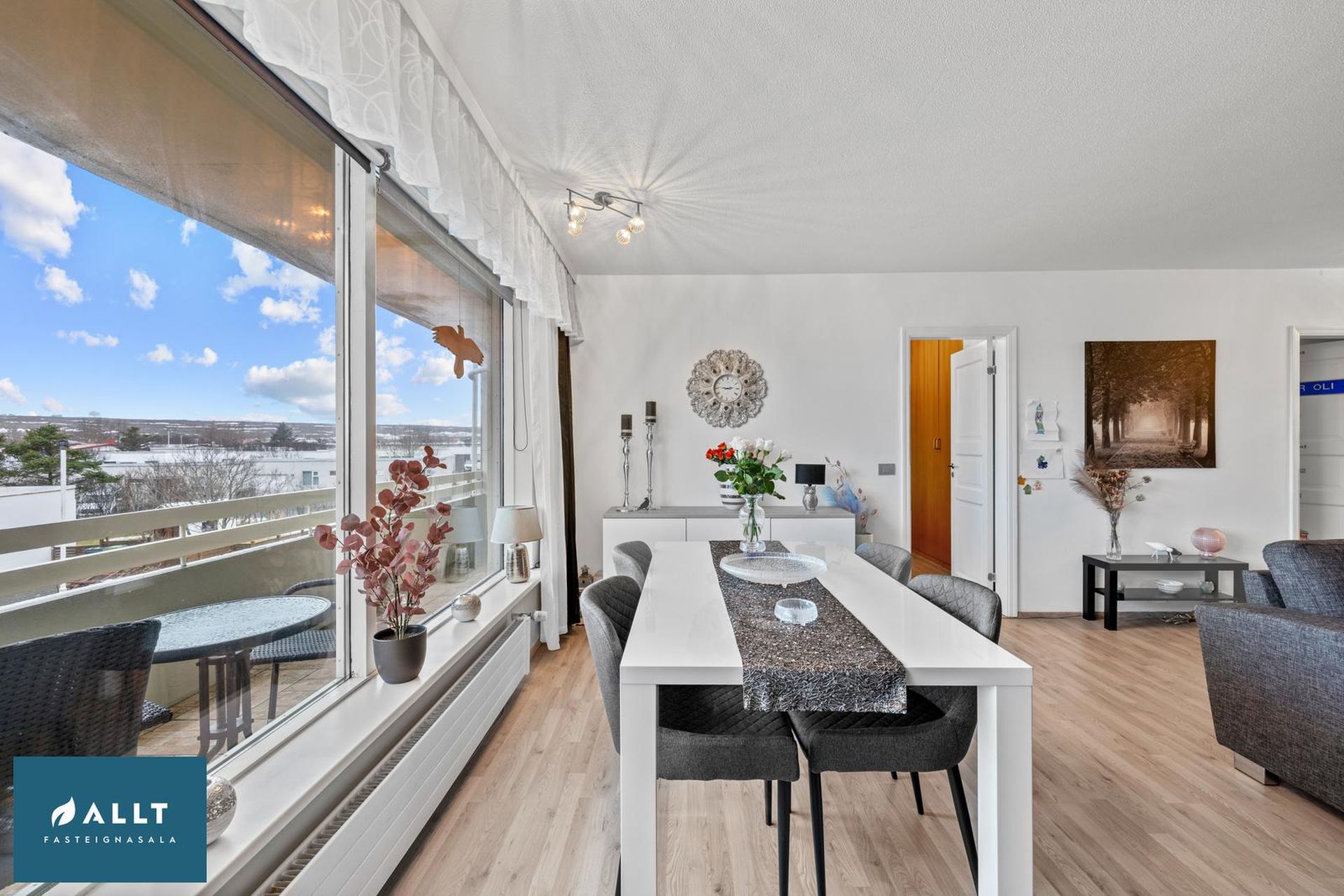 Hjallavegur 3 - 0101, 260 Reykjanesbær