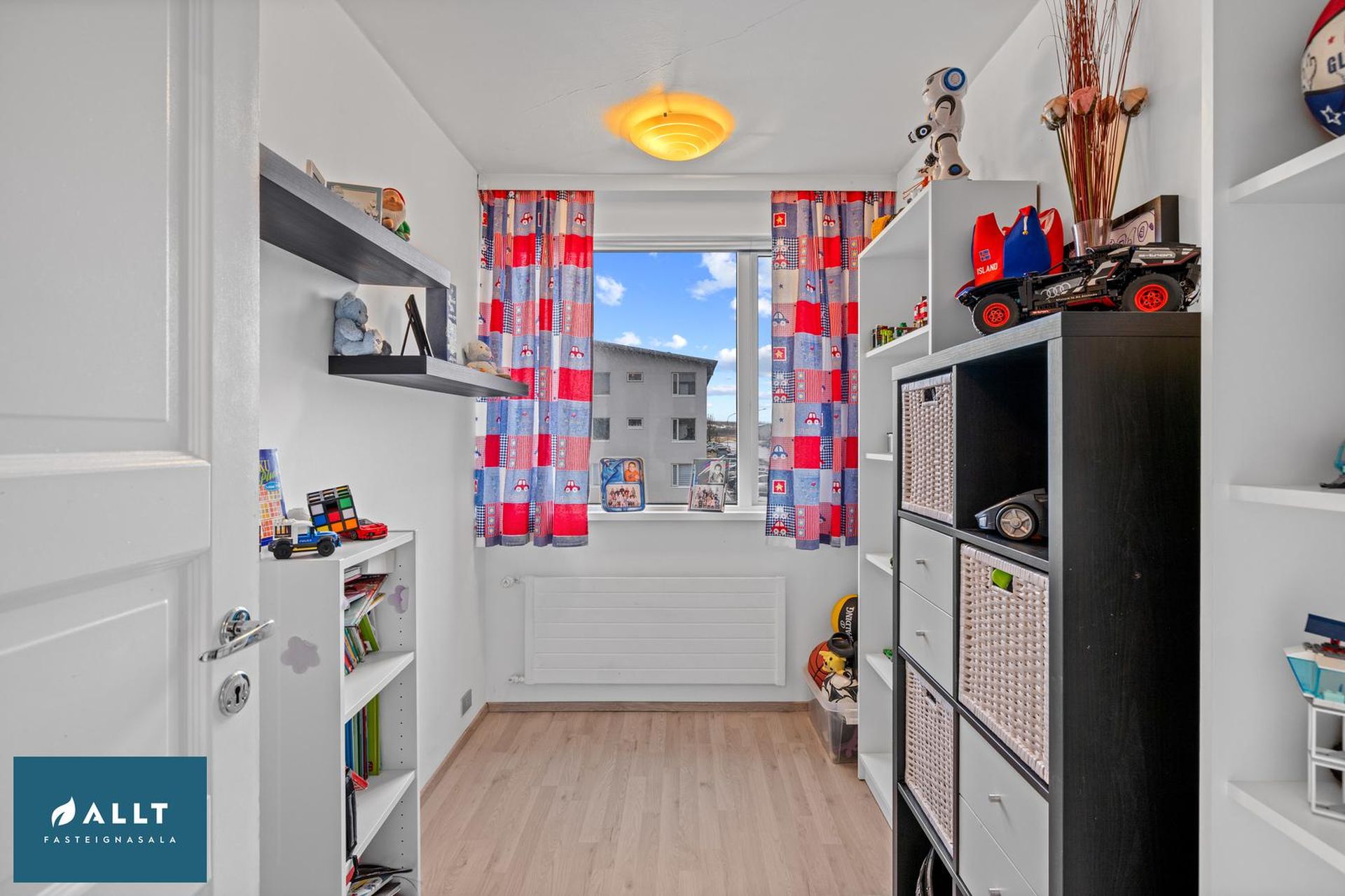 Hjallavegur 3 - 0101, 260 Reykjanesbær