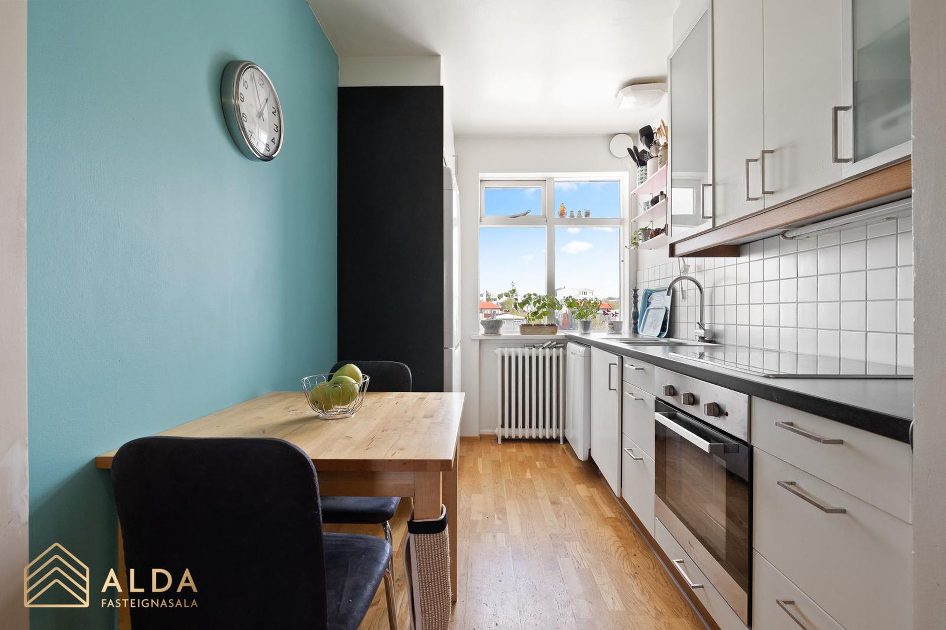 Hringbraut 107, 101 Reykjavík