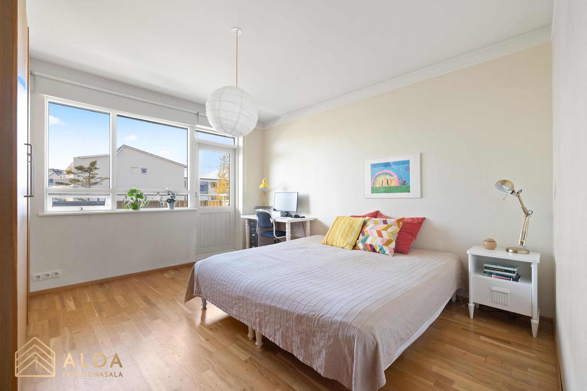 Hringbraut 107, 101 Reykjavík