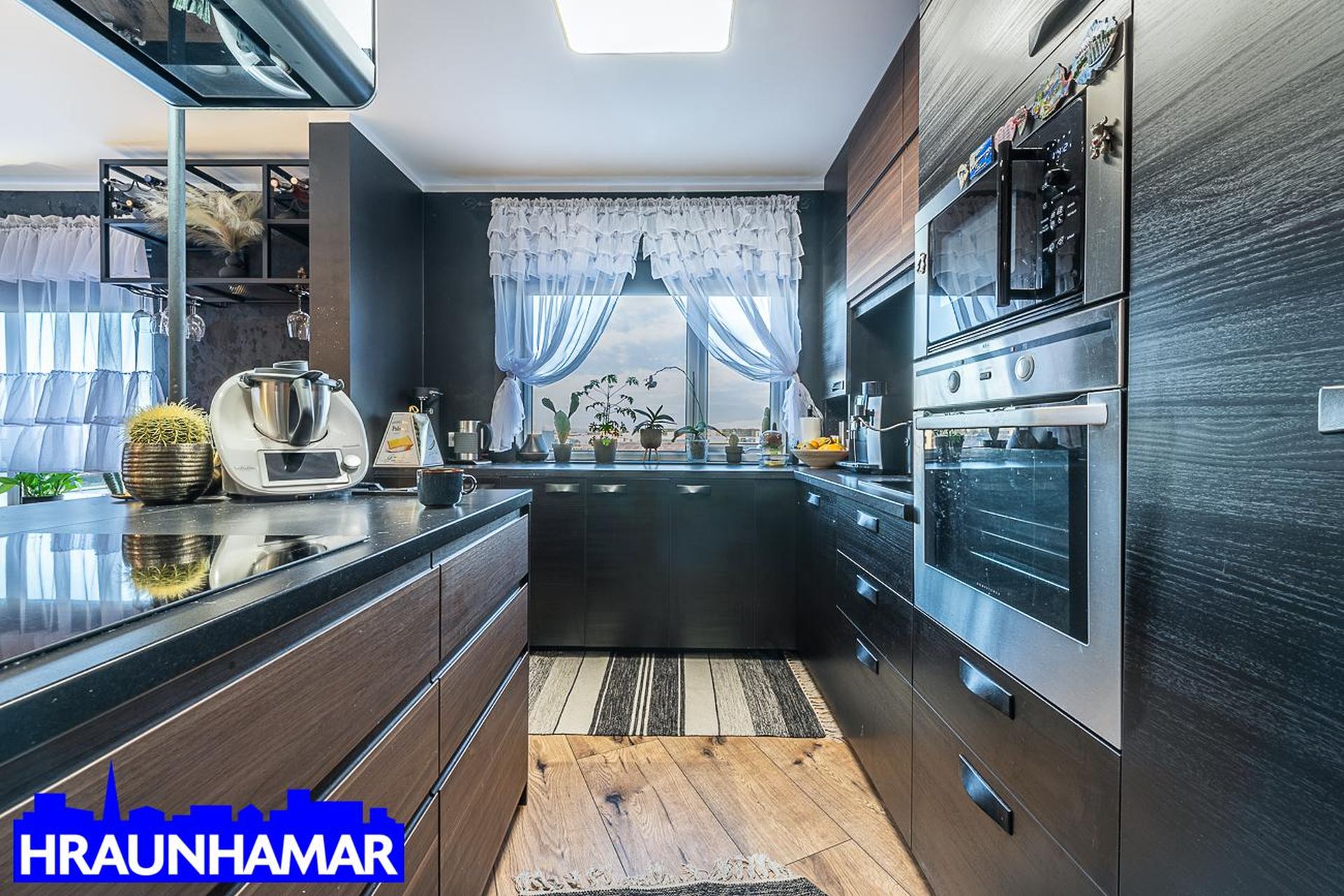 Flatahraun 1, 220 Hafnarfjörður