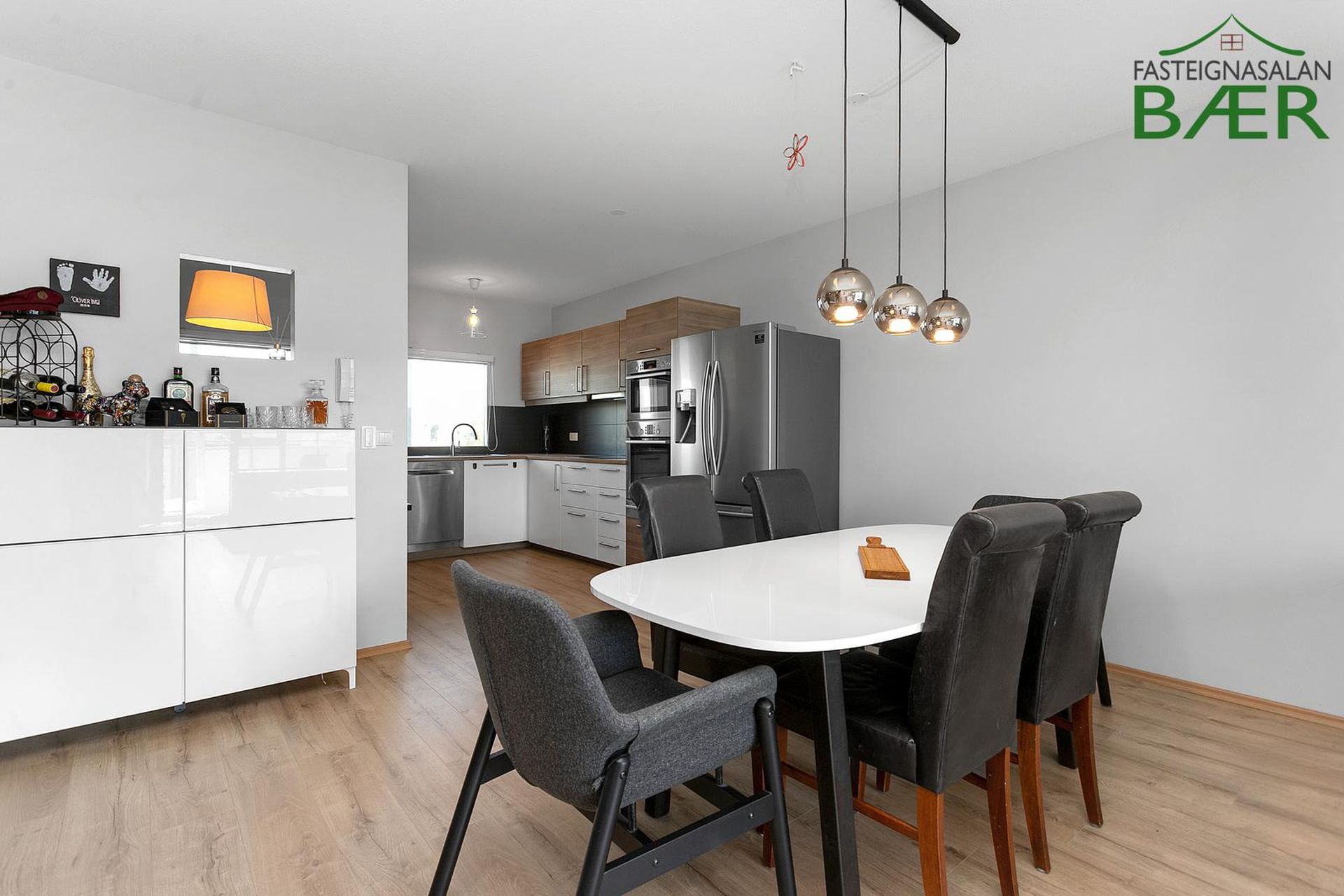 Kristnibraut 79, 113 Reykjavík