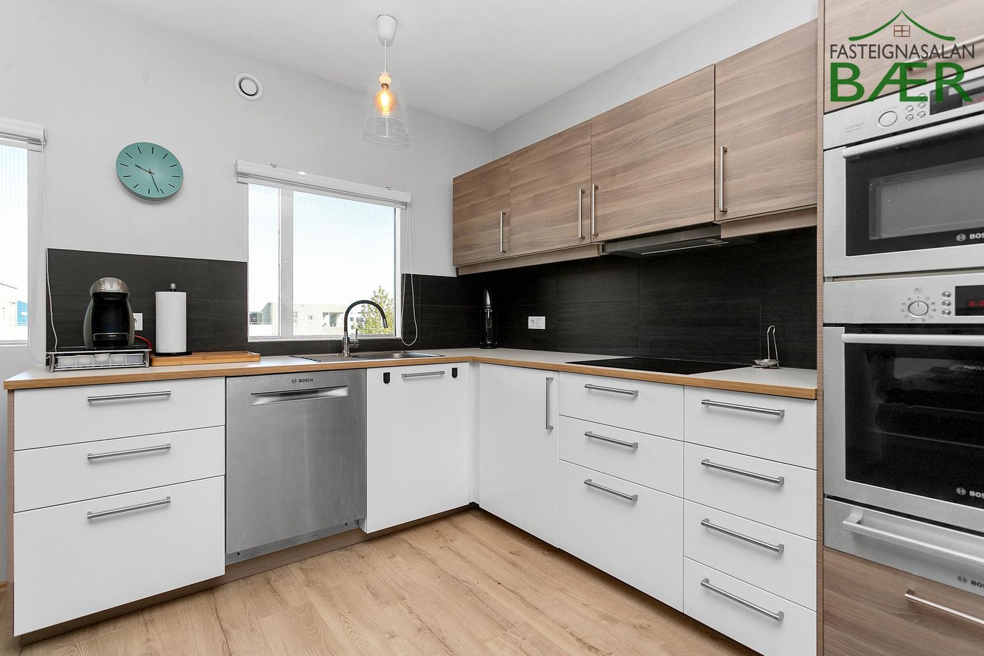 Kristnibraut 79, 113 Reykjavík