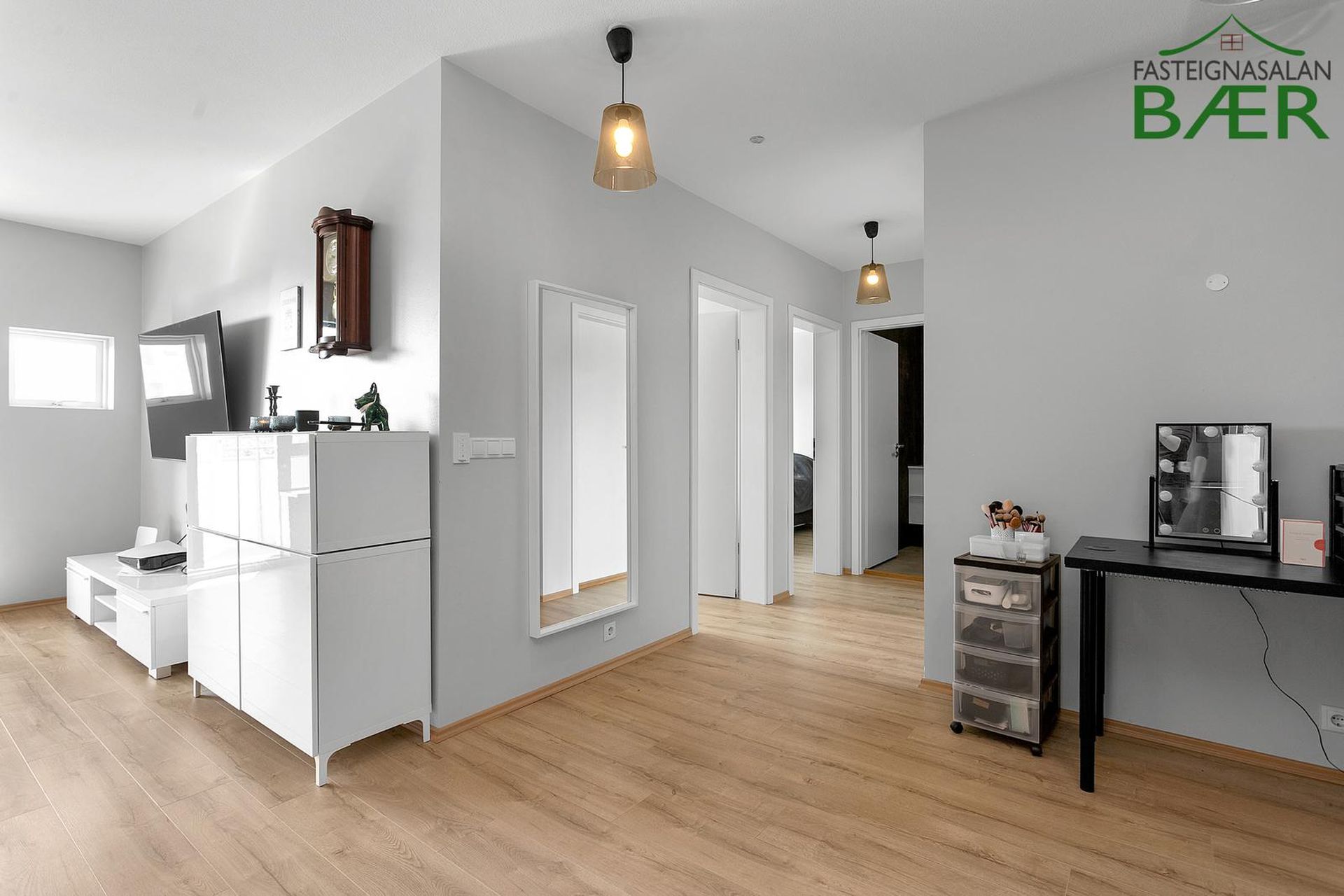 Kristnibraut 79, 113 Reykjavík