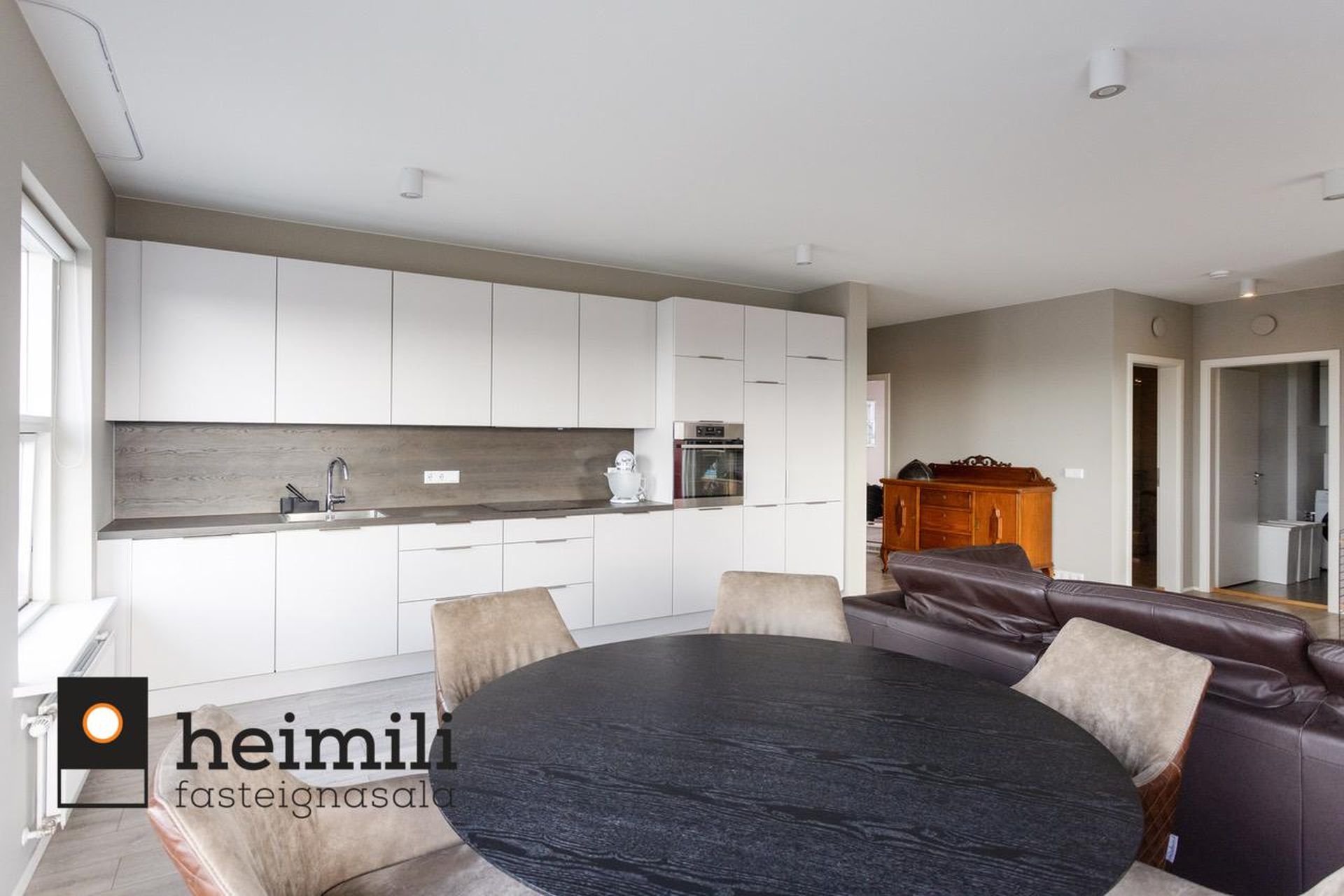 Holtsvegur 13, 210 Garðabær