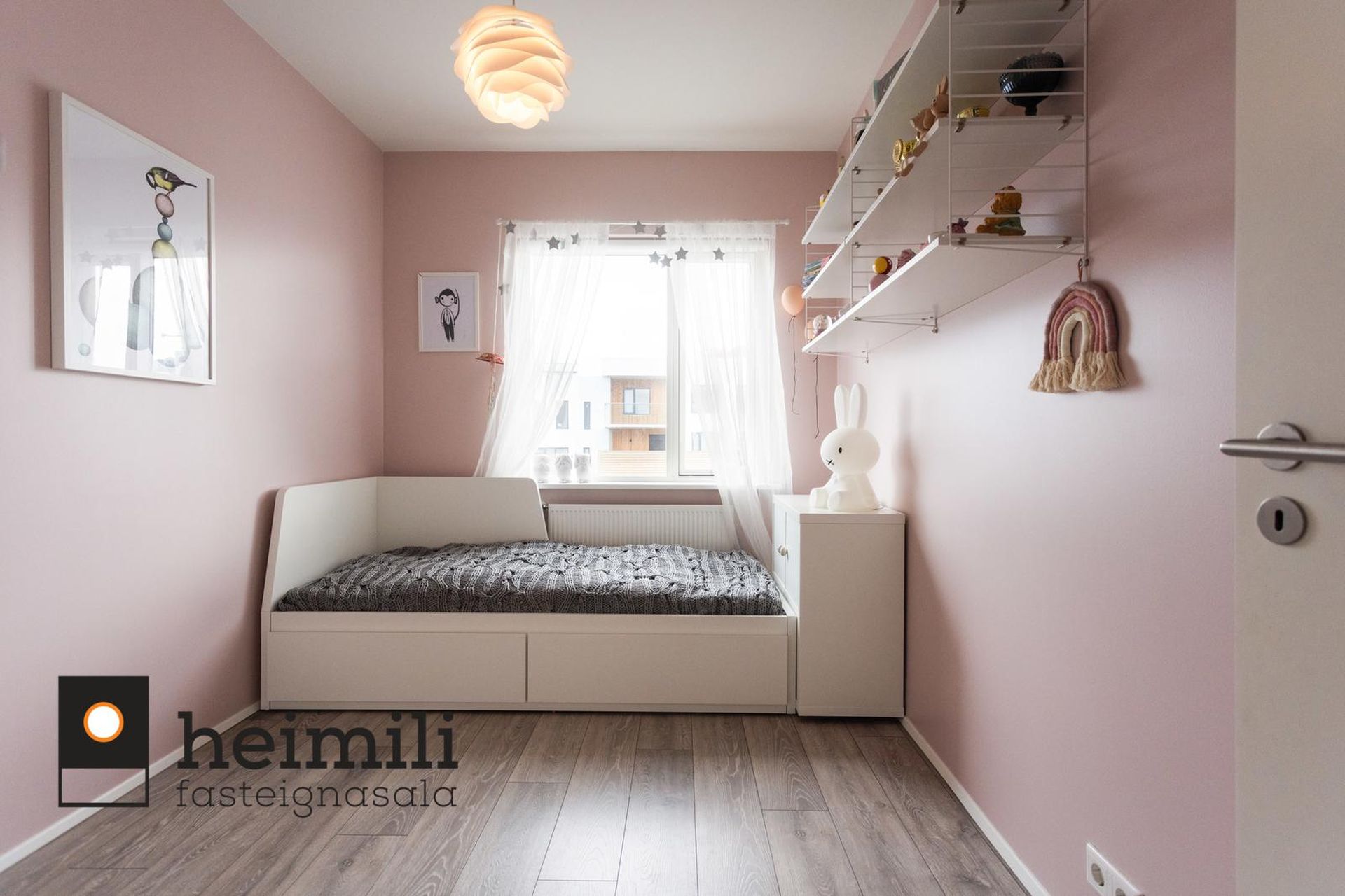 Holtsvegur 13, 210 Garðabær