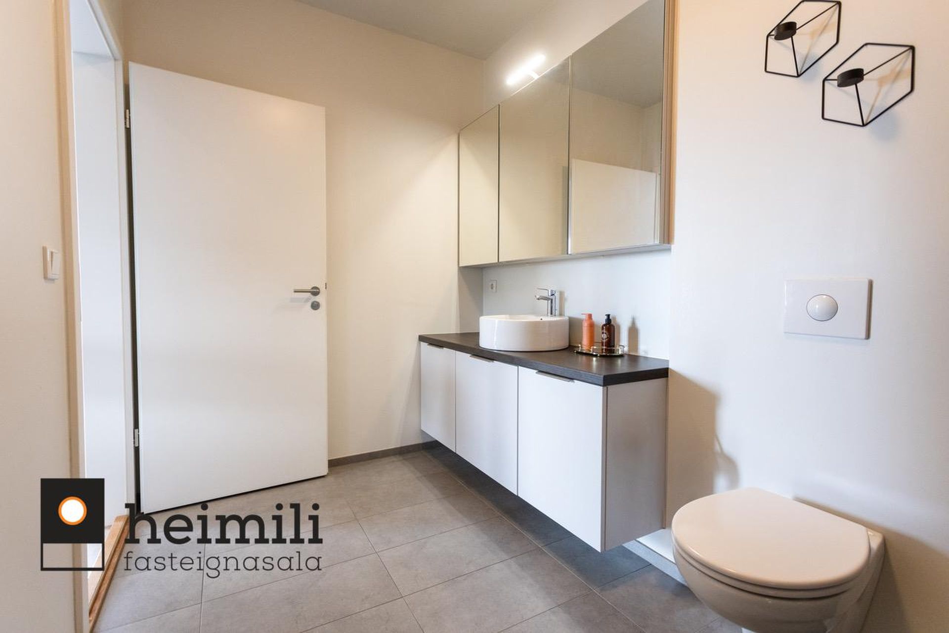 Holtsvegur 13, 210 Garðabær