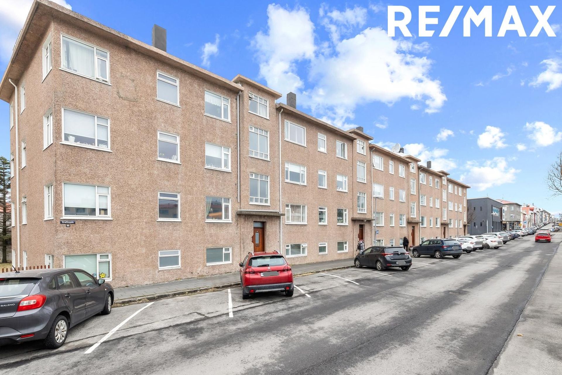 Grettisgata 96, 105 Reykjavík