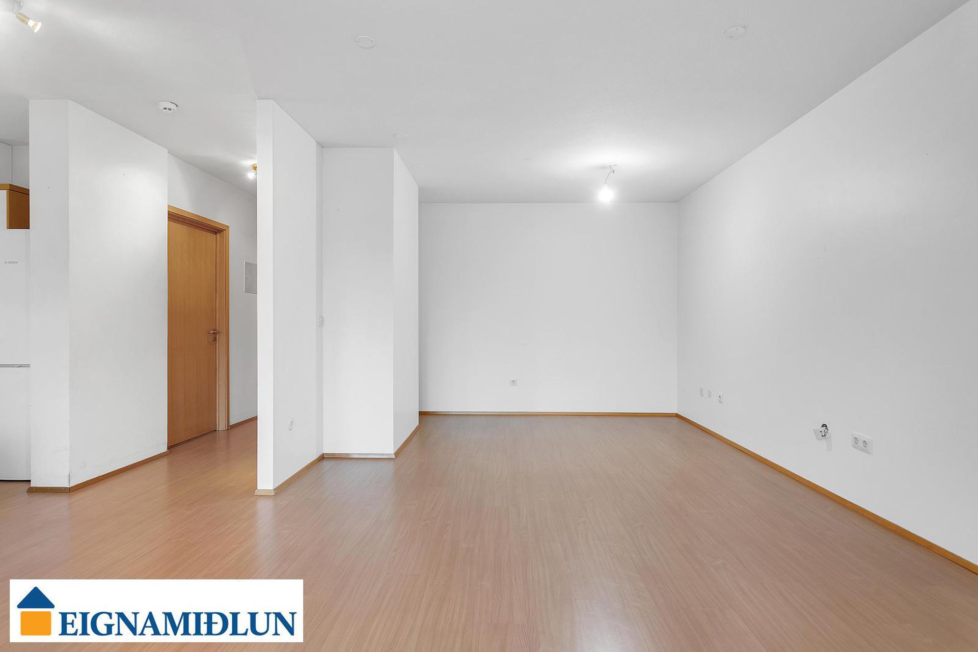 Hvassaleiti 56, 103 Reykjavík