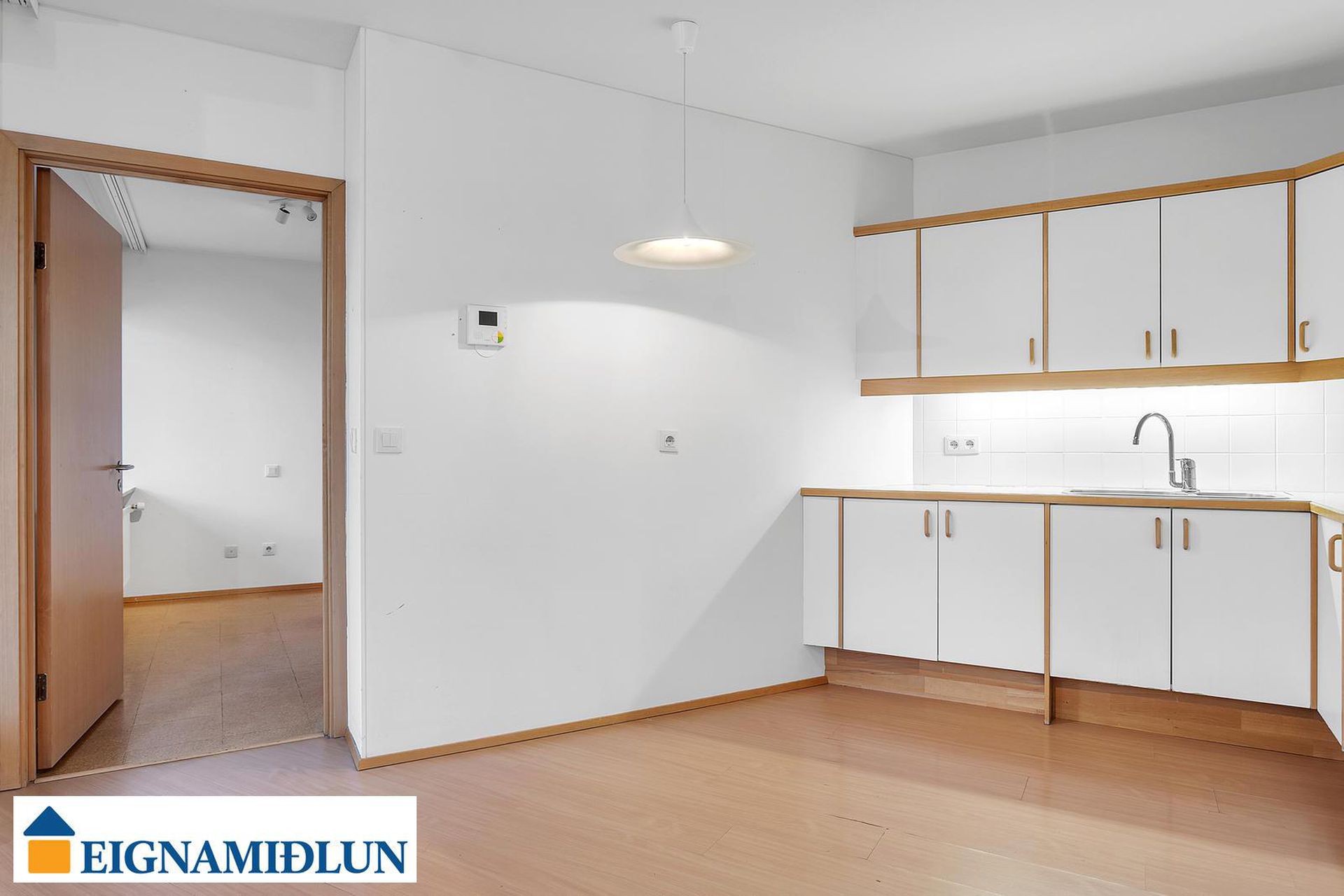 Hvassaleiti 56, 103 Reykjavík