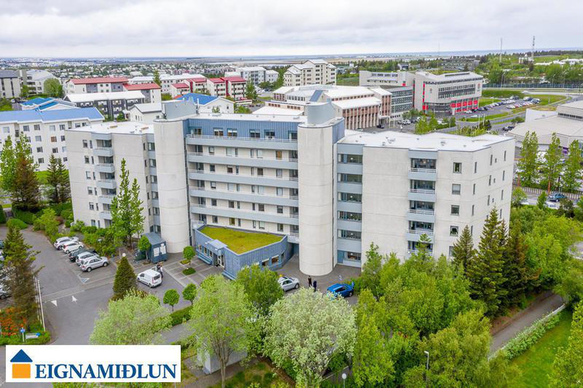 Hvassaleiti 56, 103 Reykjavík