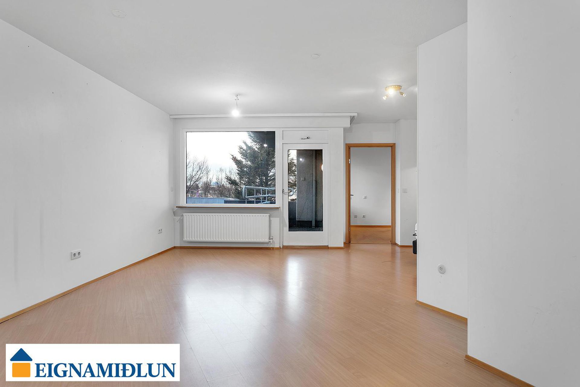 Hvassaleiti 56, 103 Reykjavík