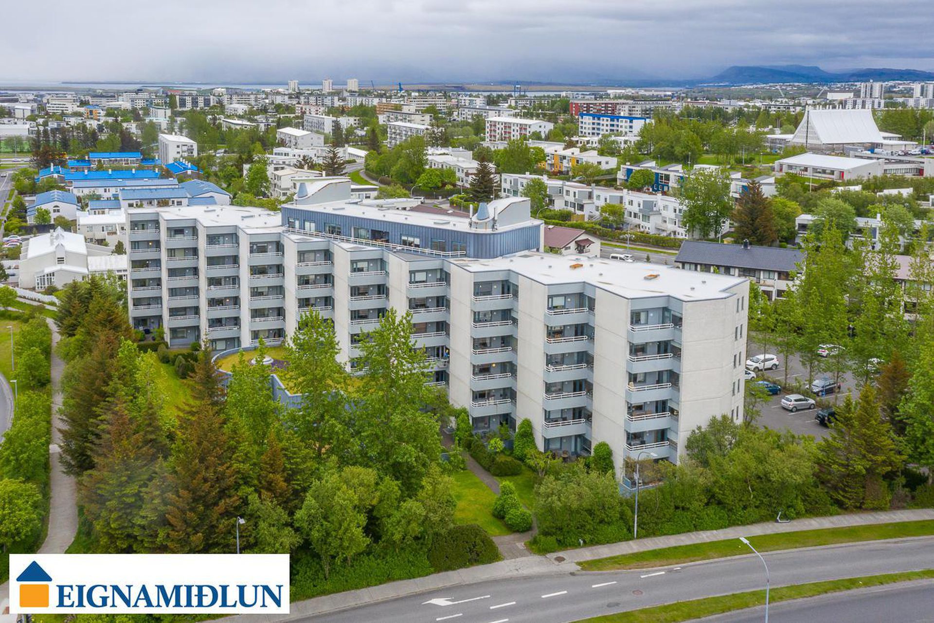 Hvassaleiti 56, 103 Reykjavík