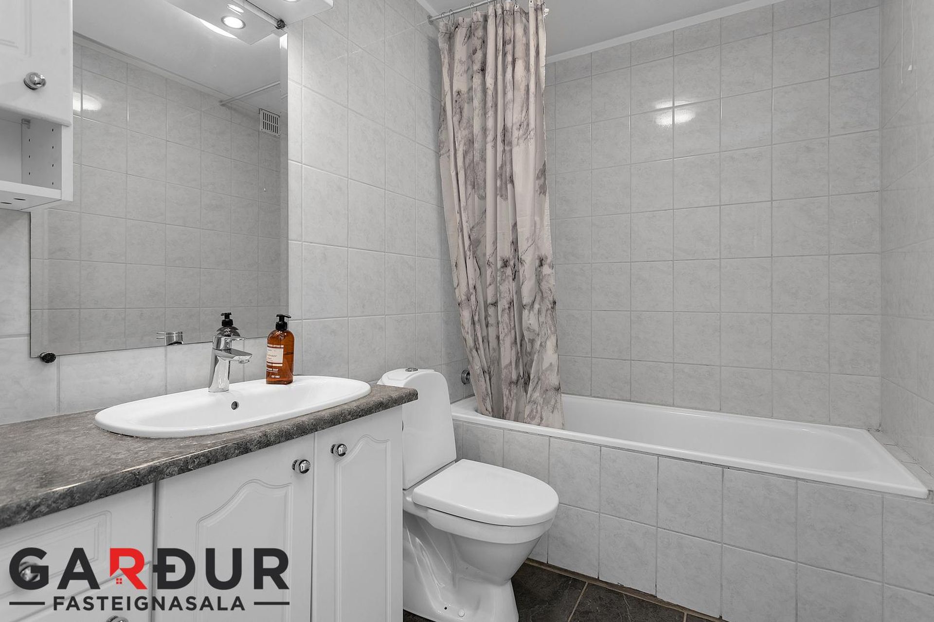 Vesturberg 138, 111 Reykjavík