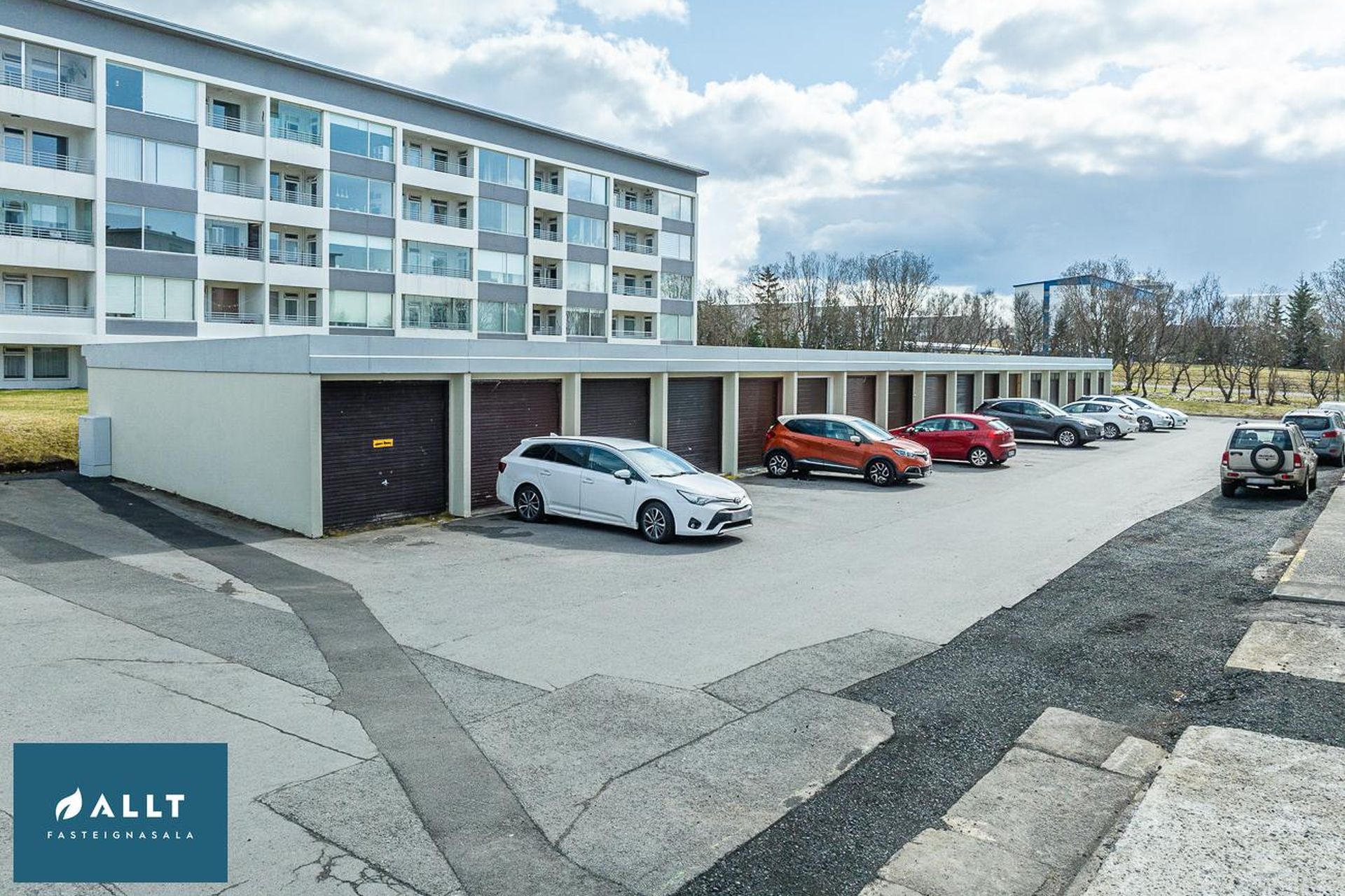 Safamýri 46, 108 Reykjavík