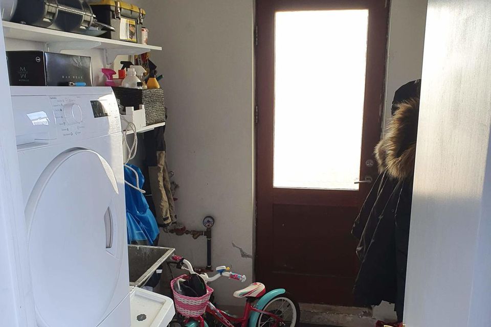 Helluhraun 18, 660 Skútu
