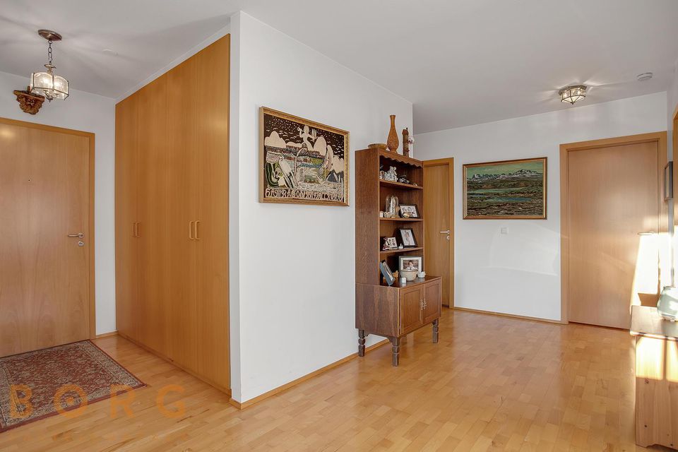 Tjarnarmýri 15, 170 Seltjarnarnes