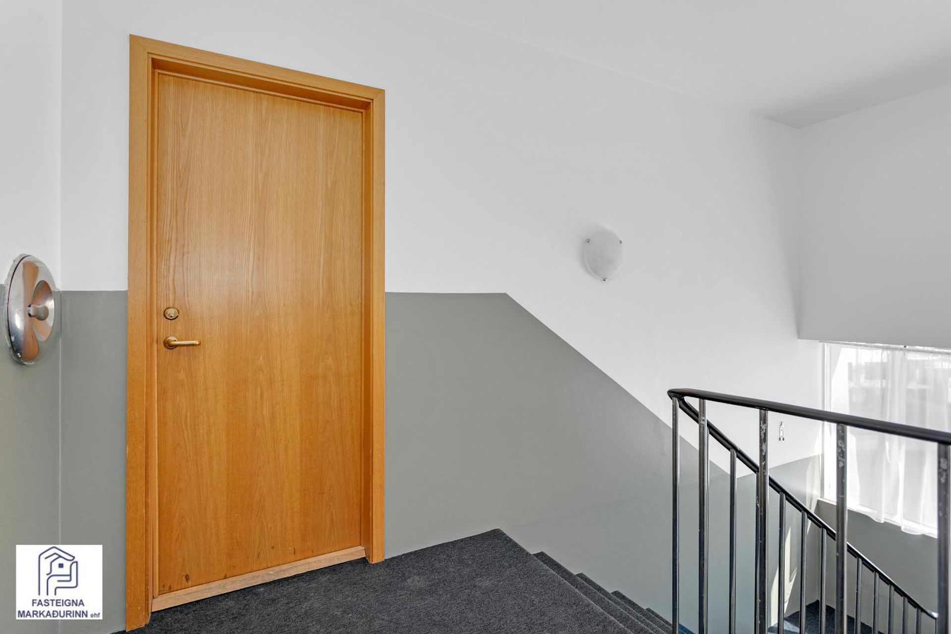 Gnoðarvogur 38, 104 Reykjavík