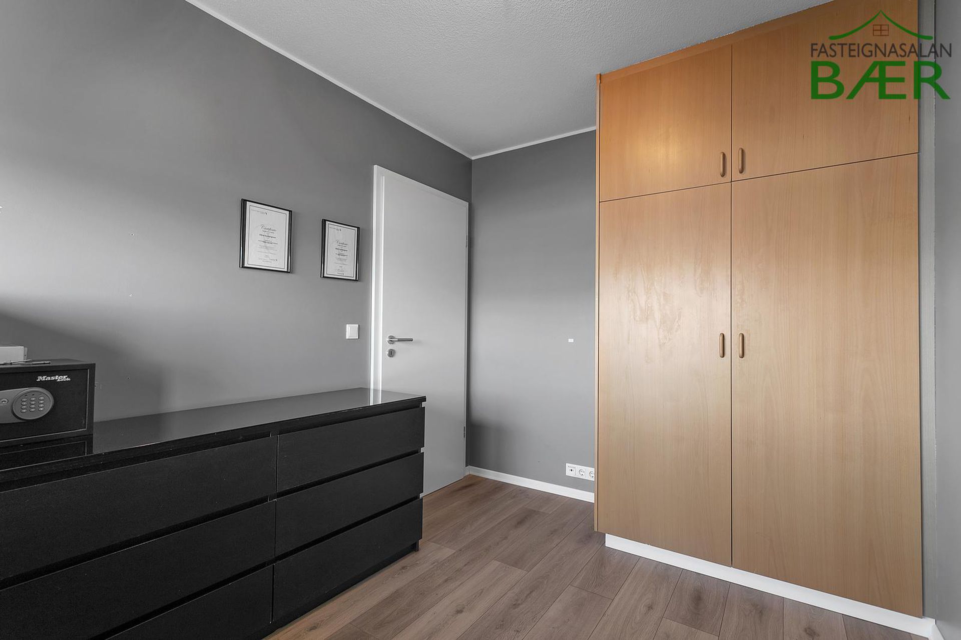 Ljósavík 27, 112 Reykjavík