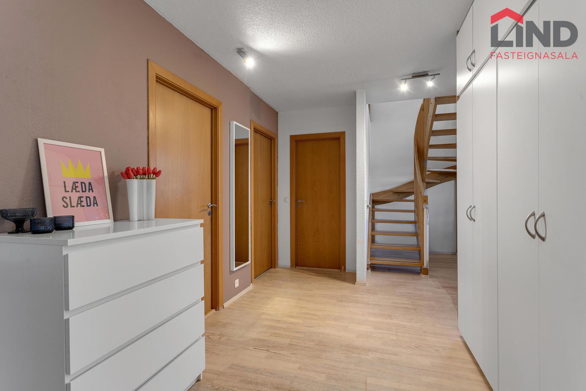 Frostafold 23, 112 Reykjavík