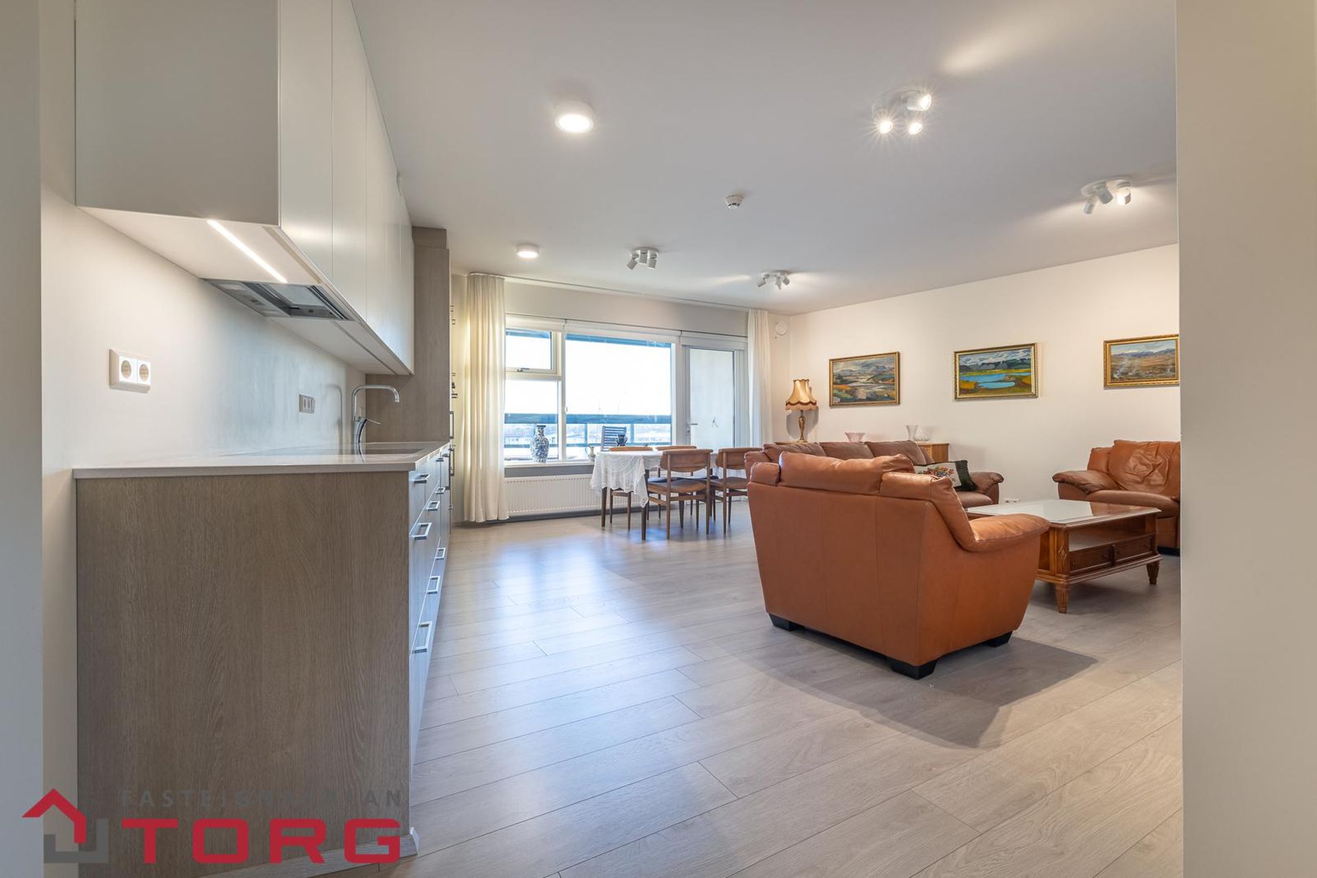 Hraunbær 103, 110 Reykjavík
