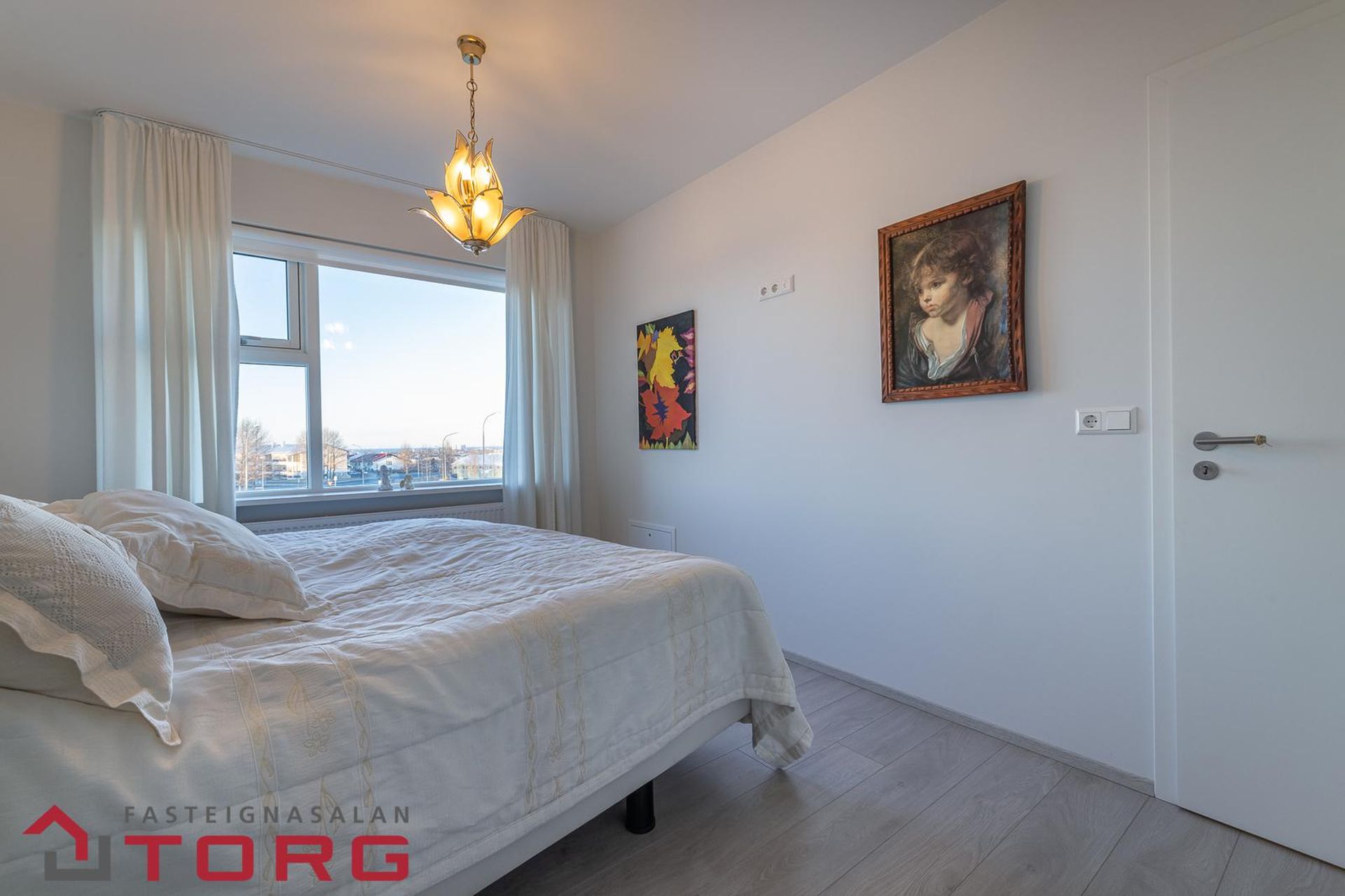 Hraunbær 103, 110 Reykjavík