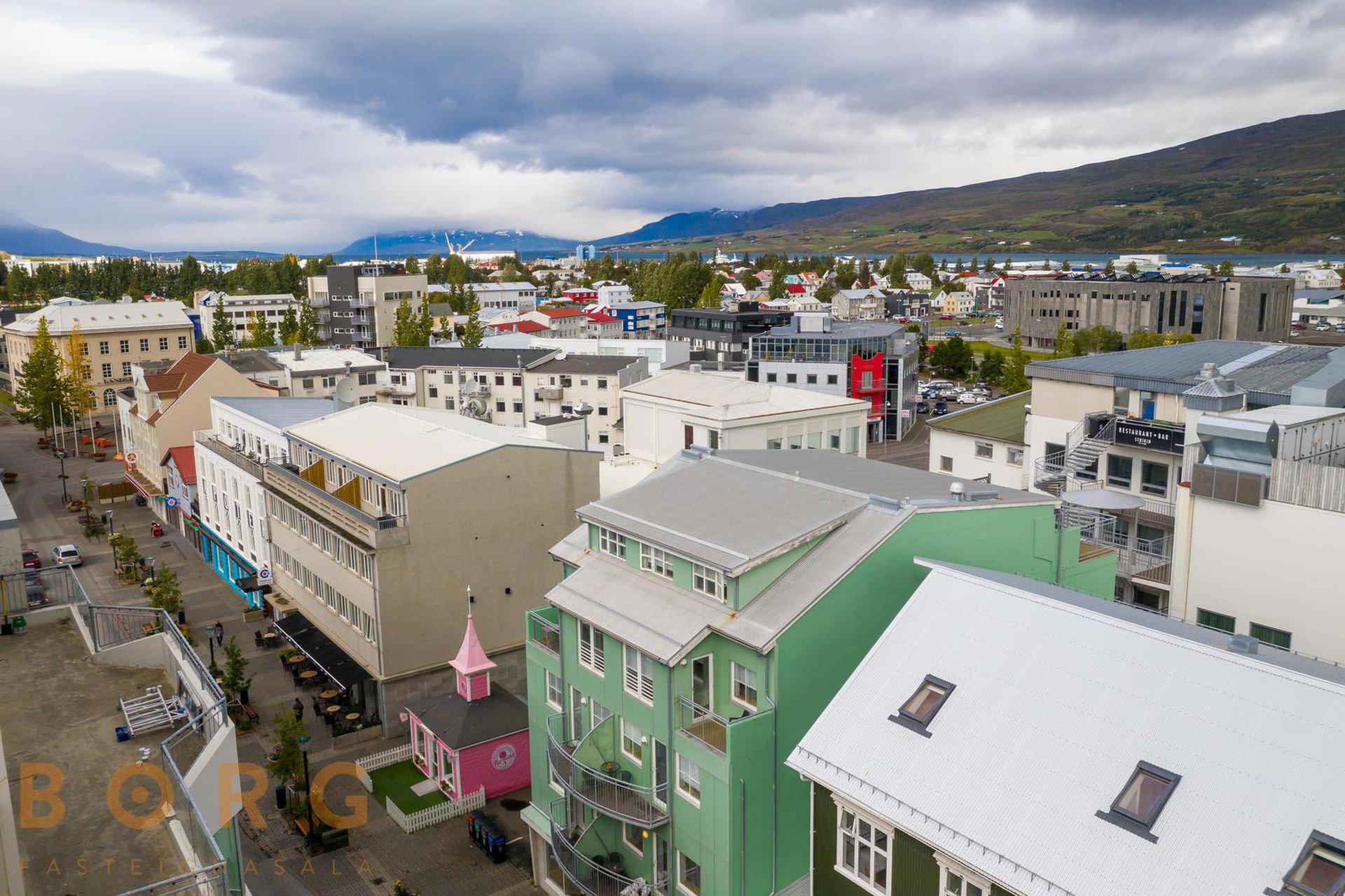Hafnarstræti 100, 600 Akureyri