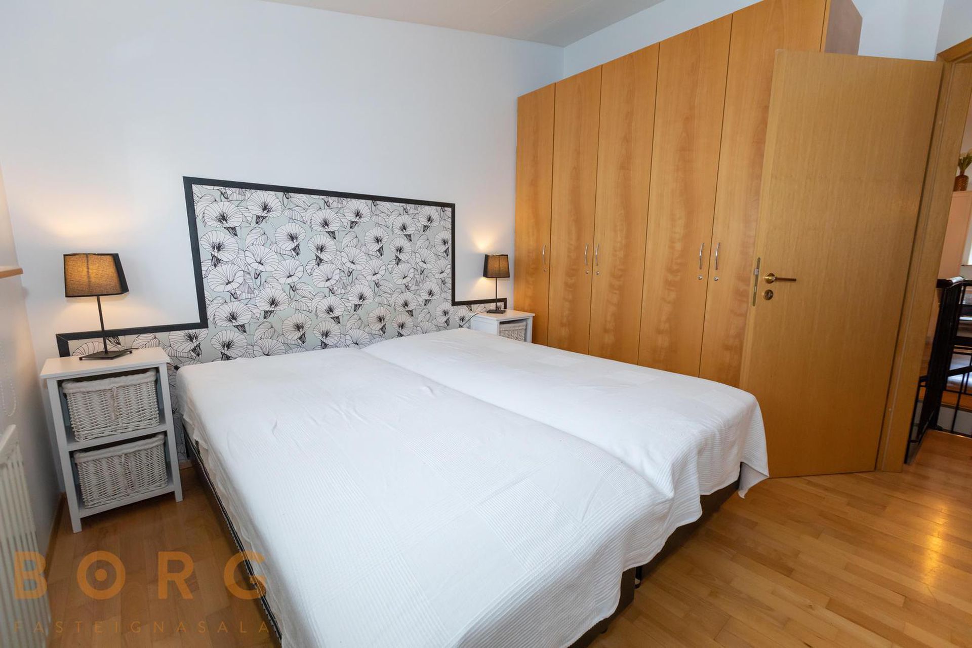 Hafnarstræti 100, 600 Akureyri