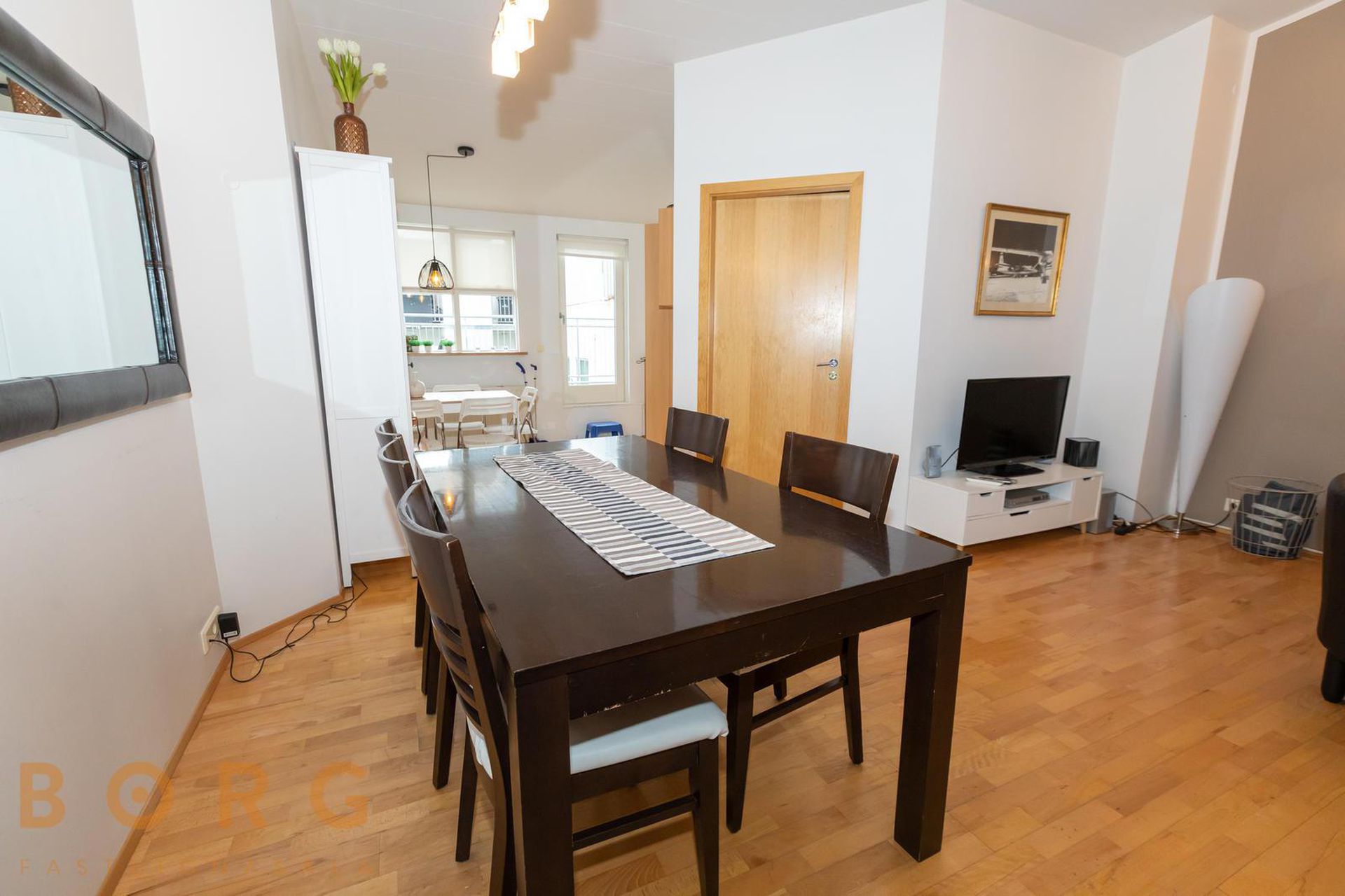 Hafnarstræti 100, 600 Akureyri