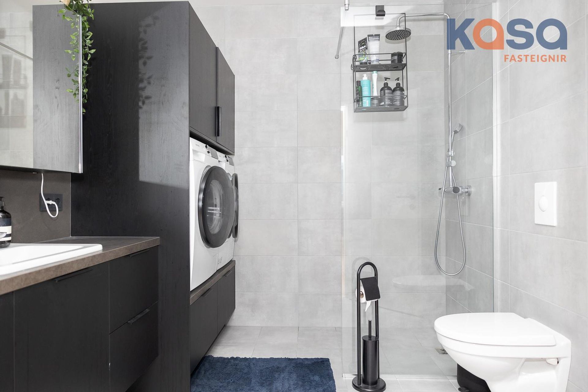 Kjarnagata 65, 600 Akureyri