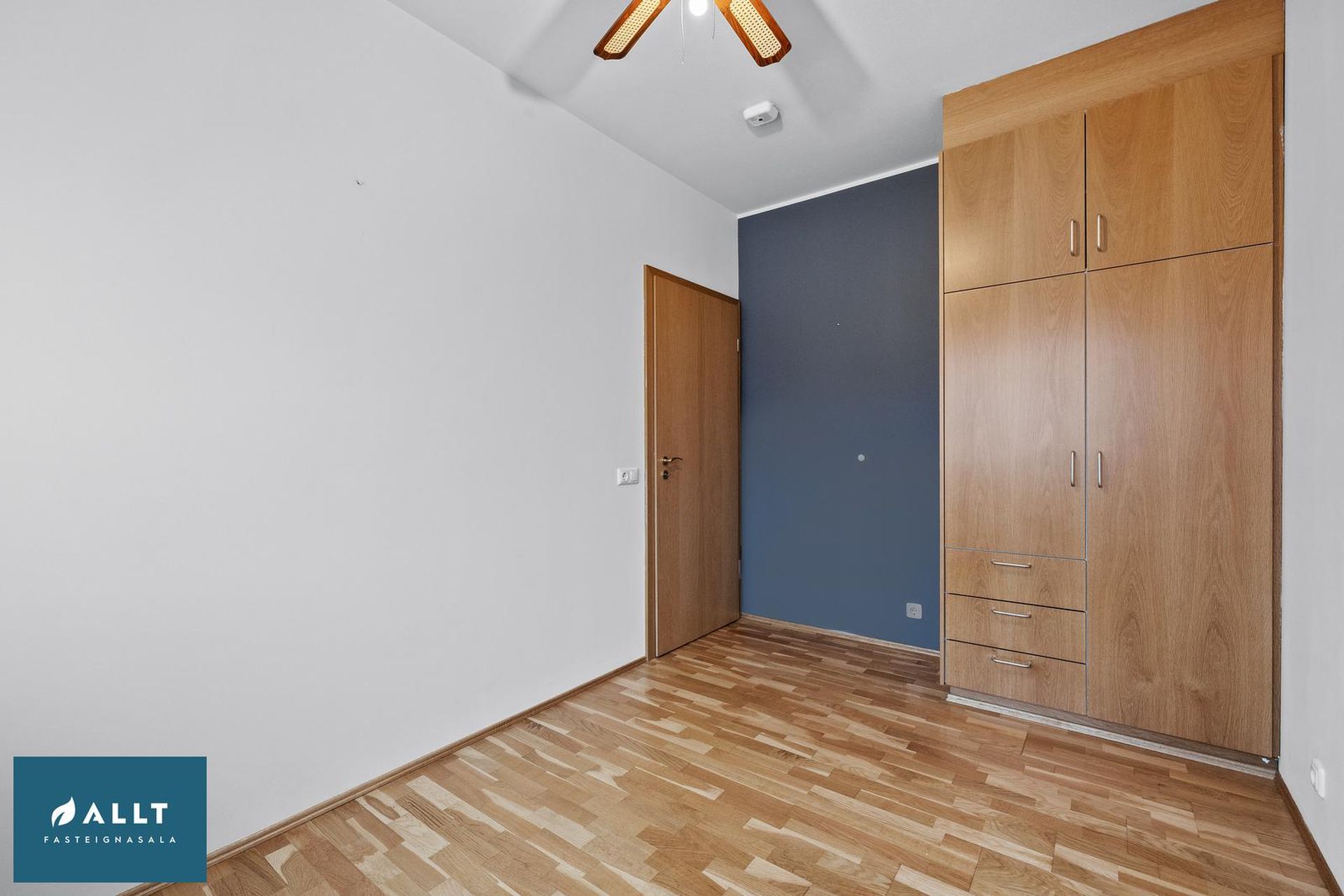 Framnesvegur 20, 230 Reykjanesbær