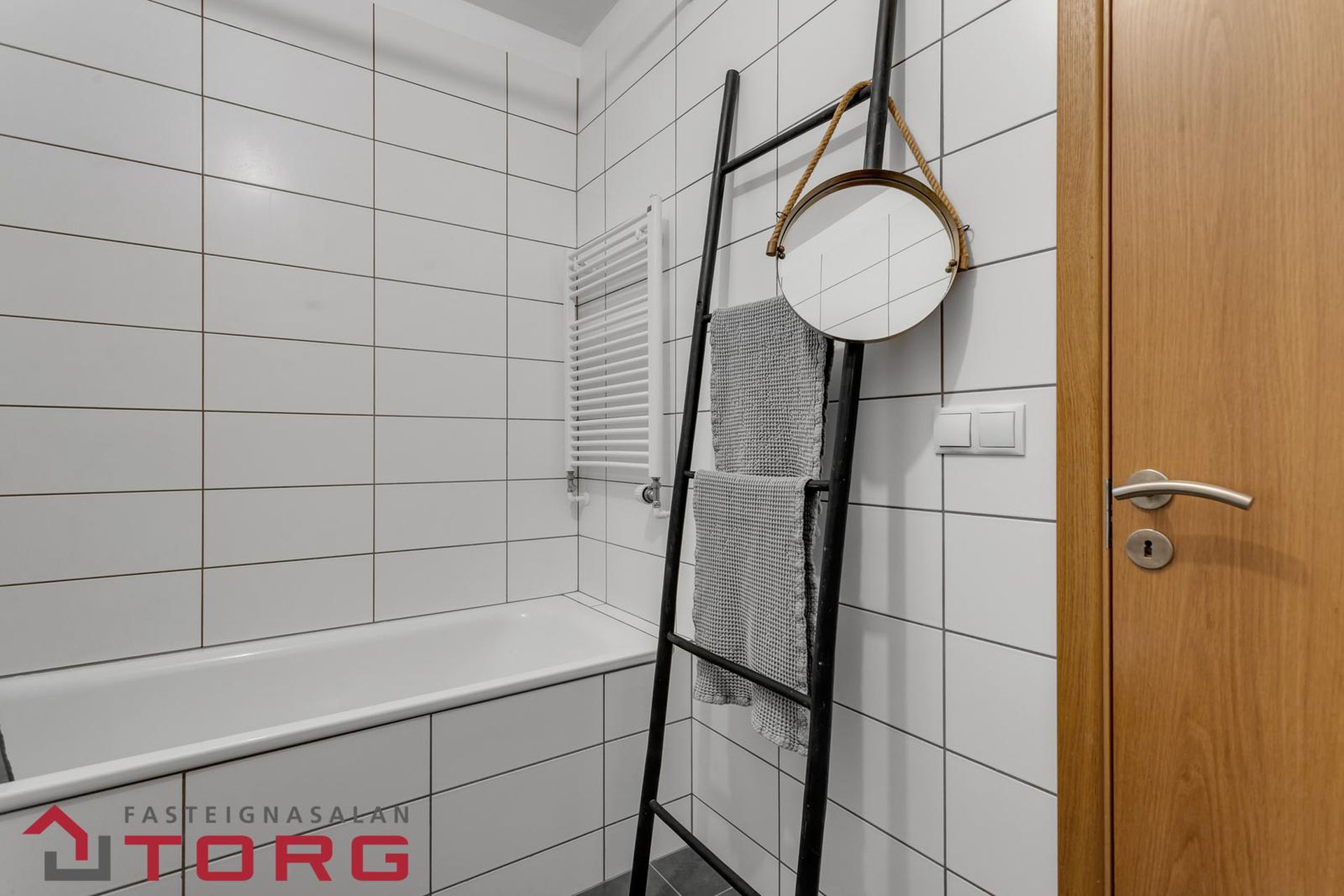 Ásakór 7, 203 Kópavogur