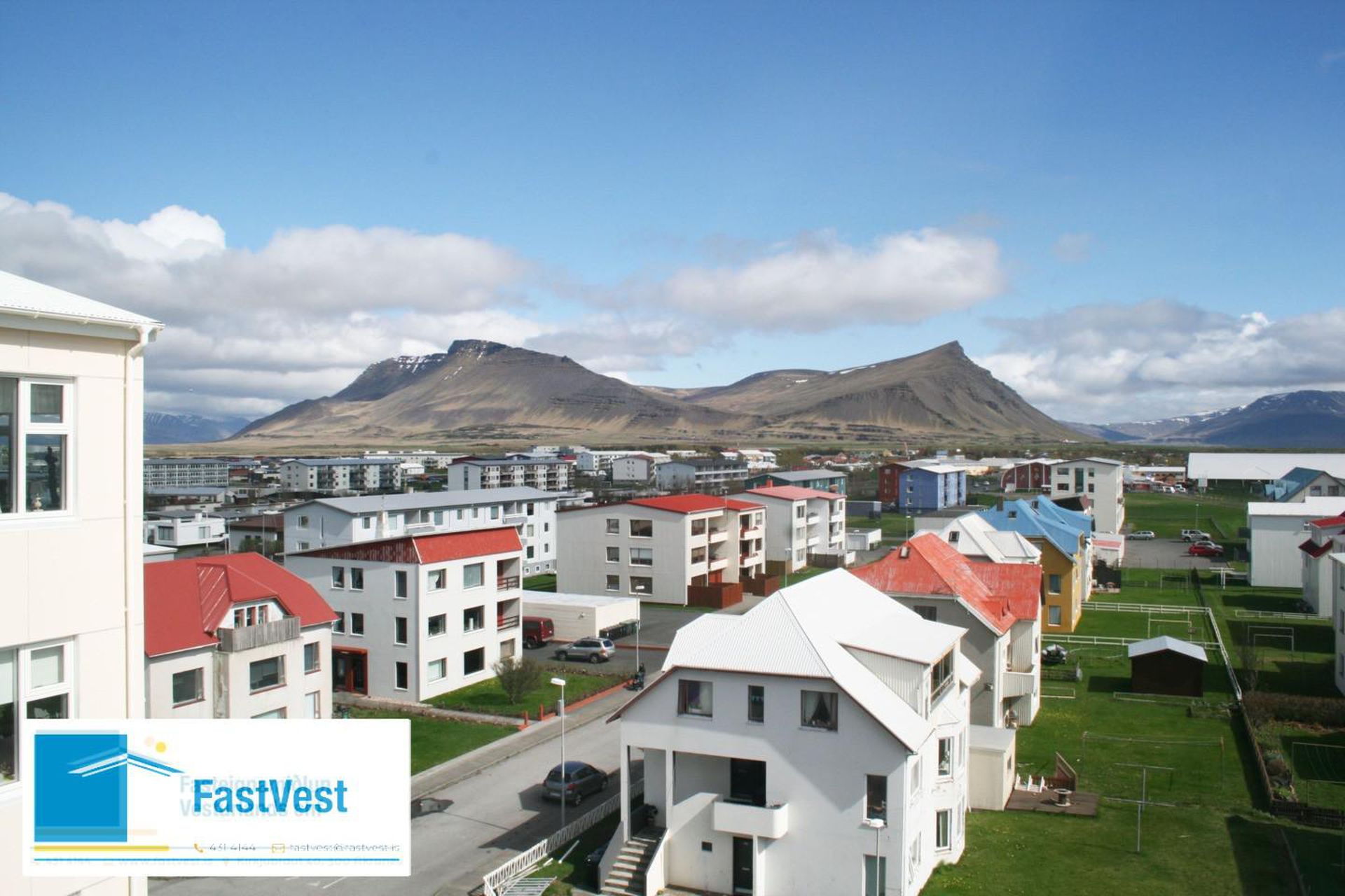 Jaðarsbraut 25, 300 Akranes