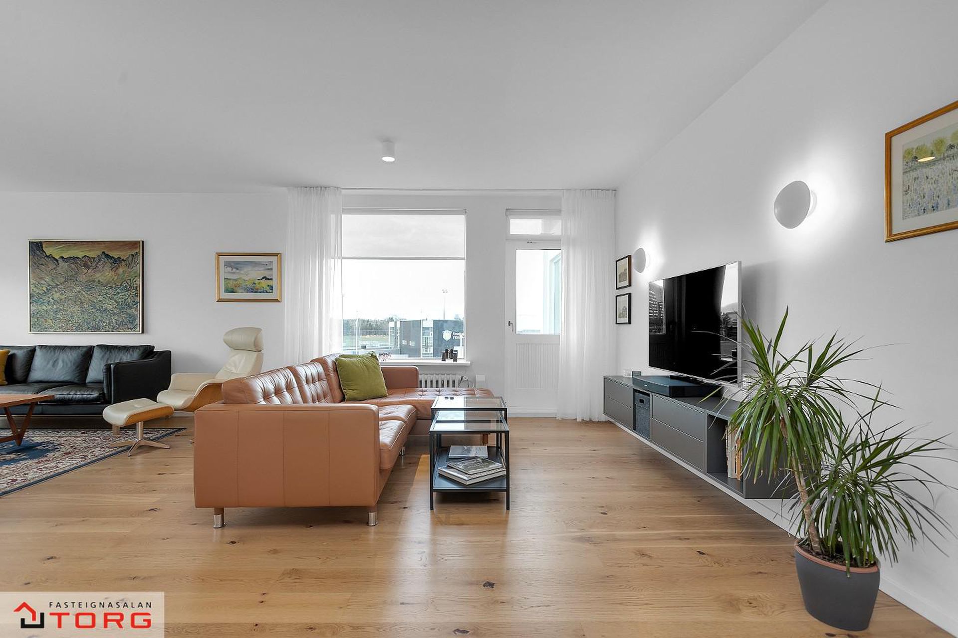 Safamýri 57, 108 Reykjavík