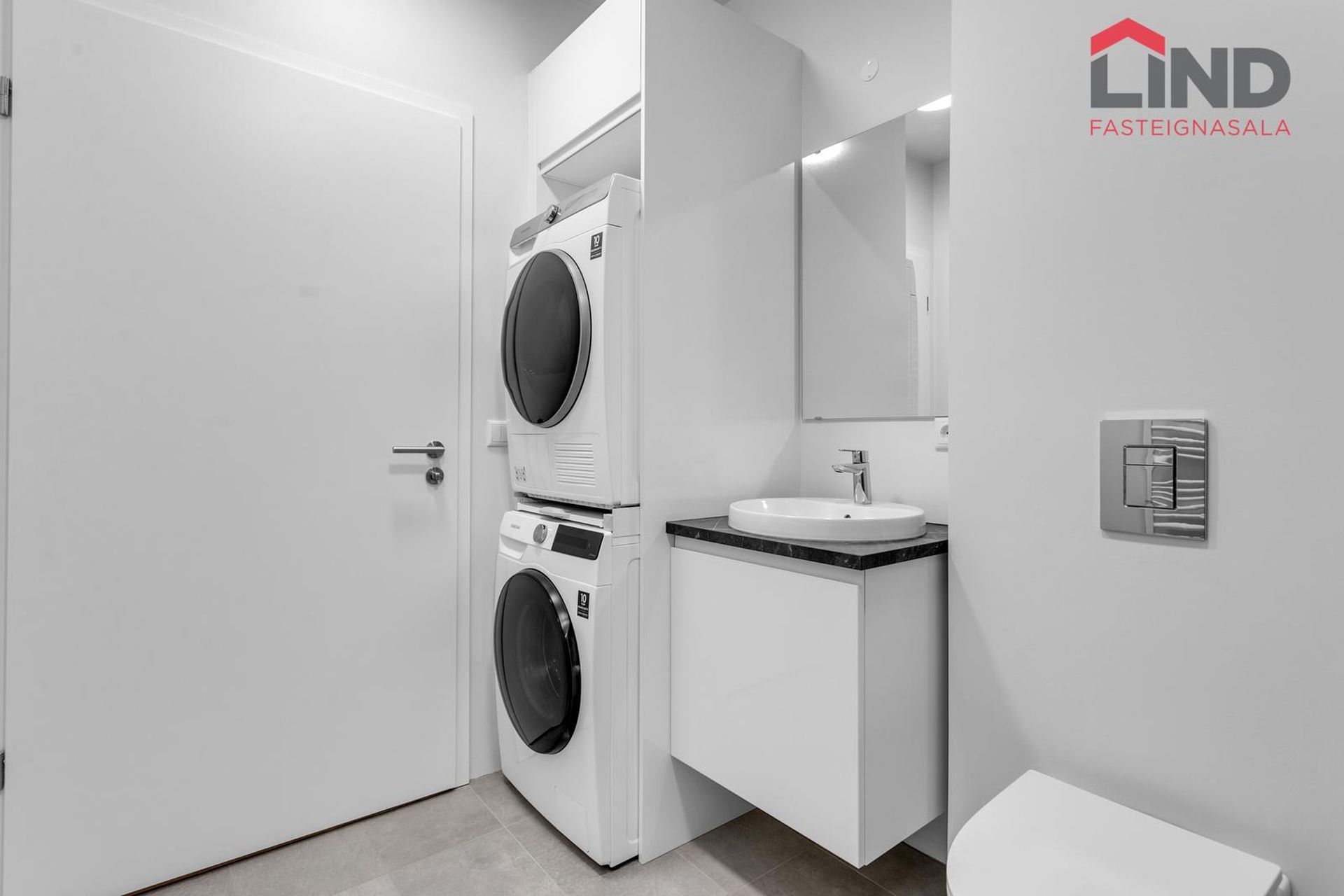 Lofnarbrunnur 1, 113 Reykjavík