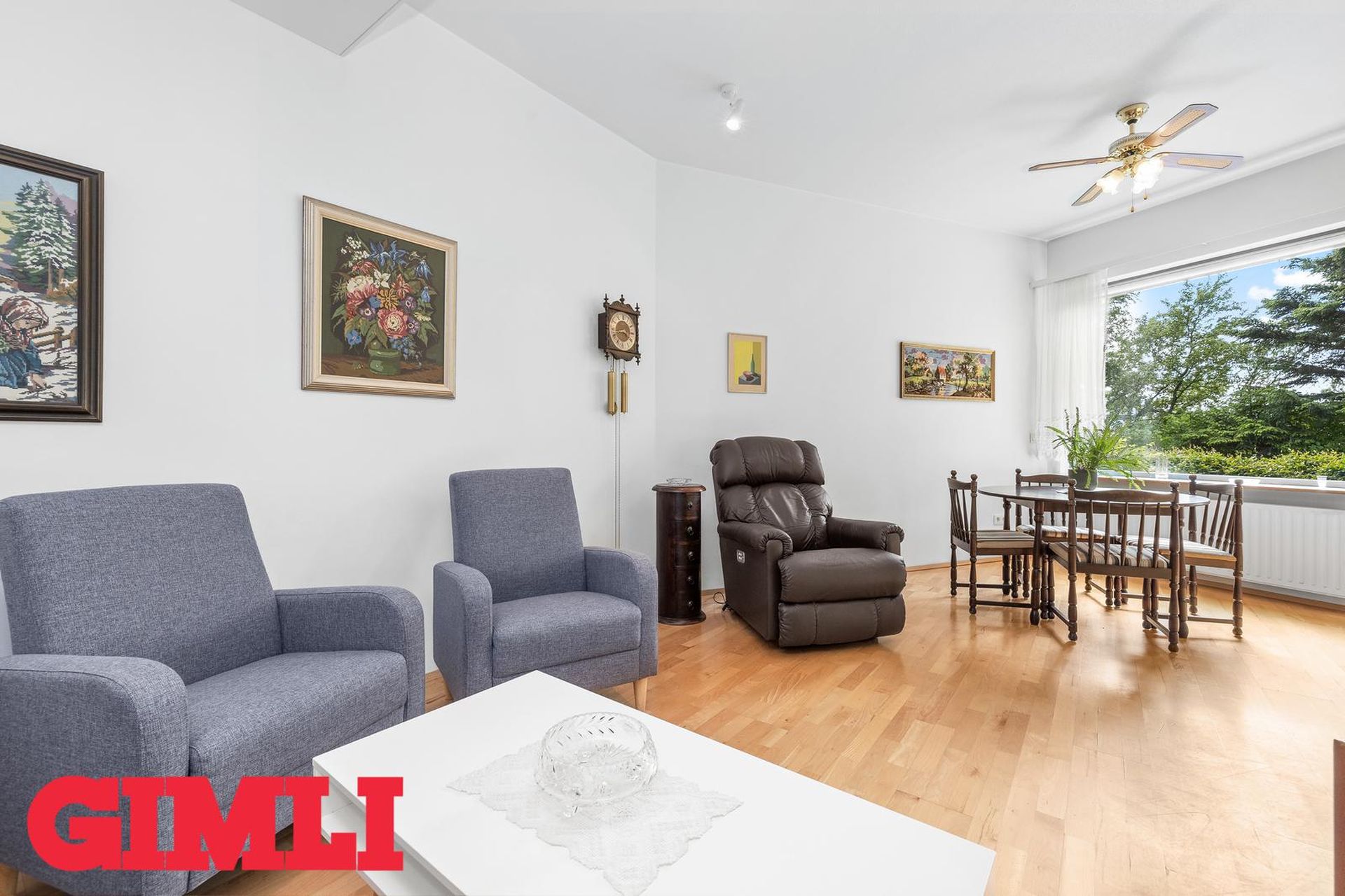 Hvassaleiti 56, 103 Reykjavík