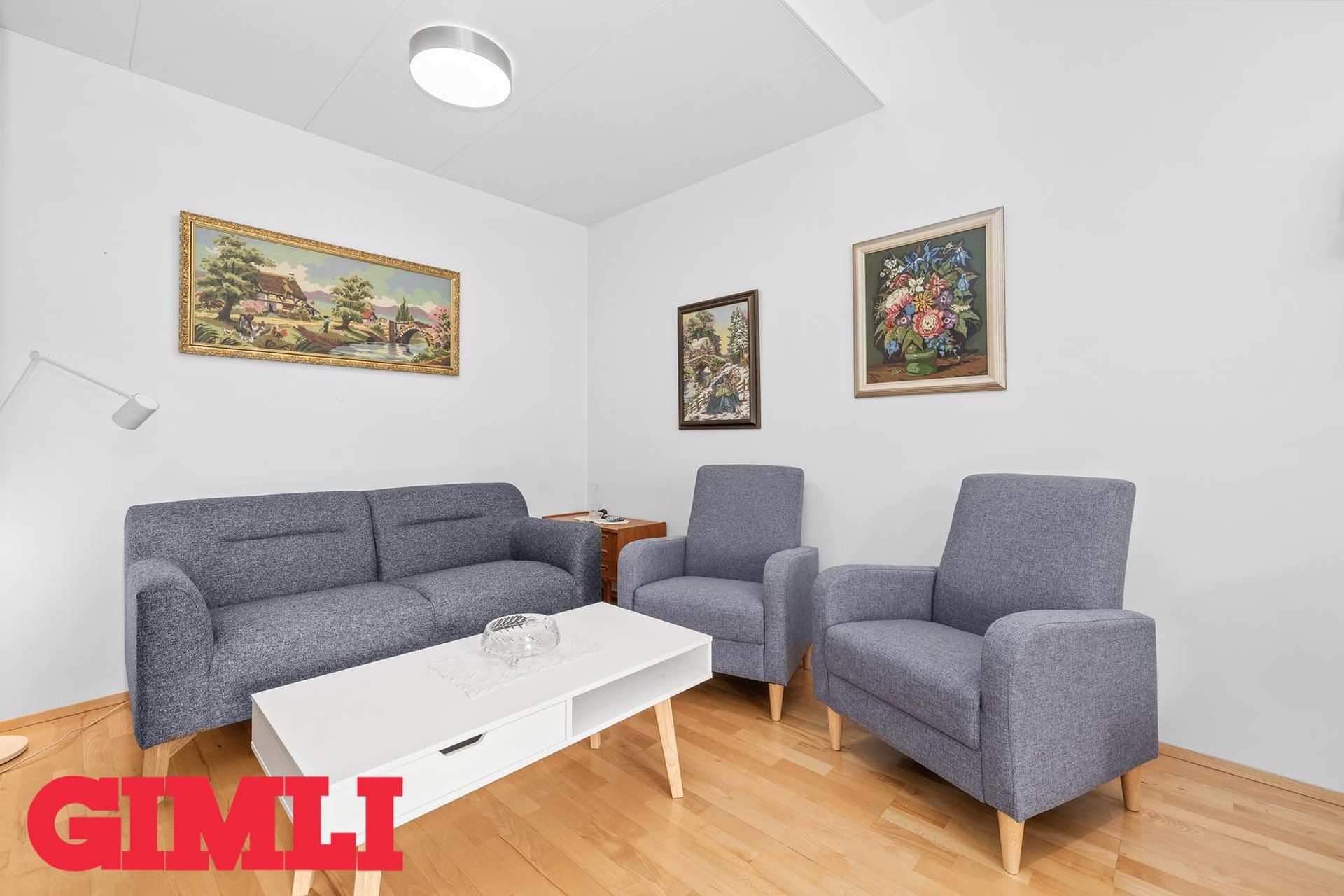 Hvassaleiti 56, 103 Reykjavík