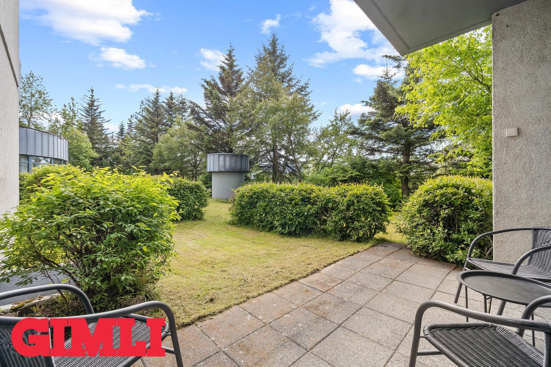 Hvassaleiti 56, 103 Reykjavík