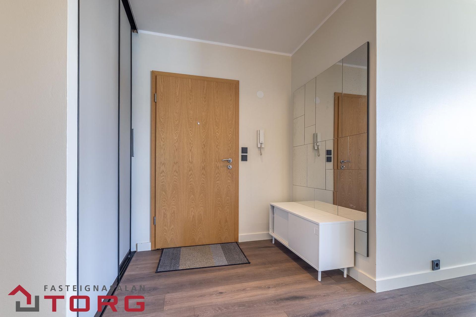 Háaleitisbraut 28, 108 Reykjavík