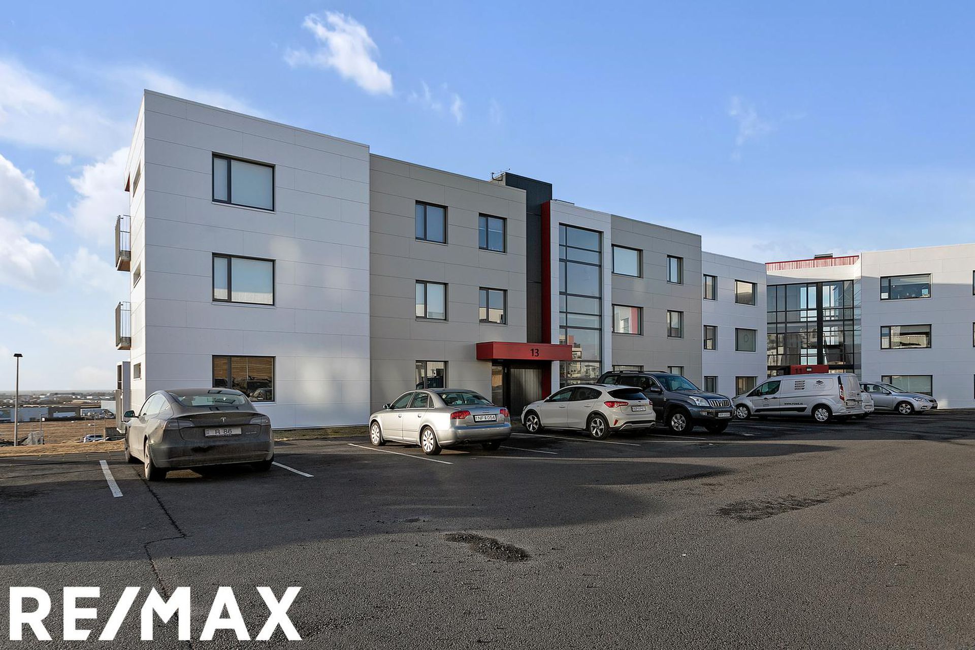 Holtsvegur 13, 210 Garðabær