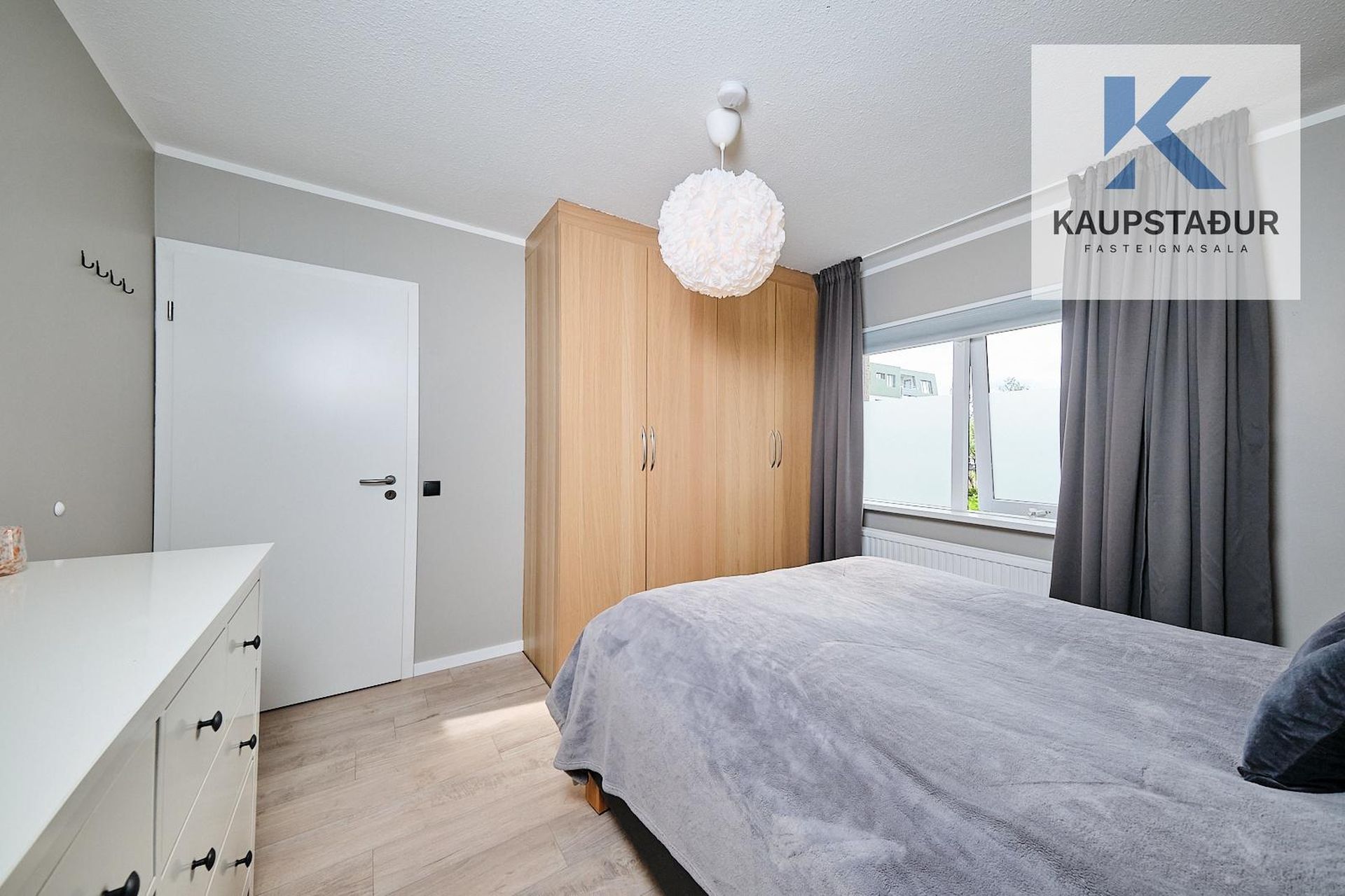 Vallarás 5 - 0206, 110 Reykjavík