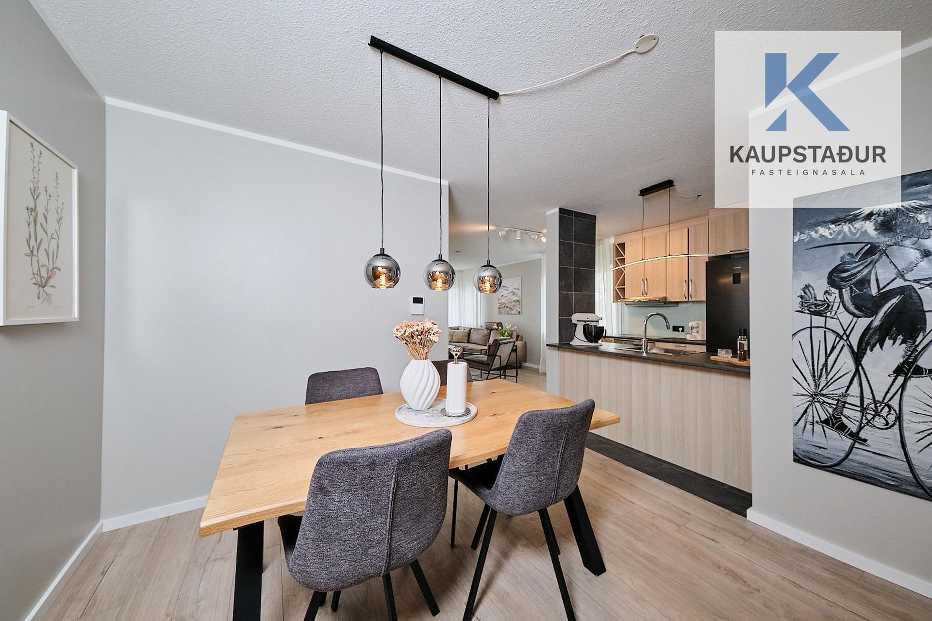 Vallarás 5 - 0206, 110 Reykjavík