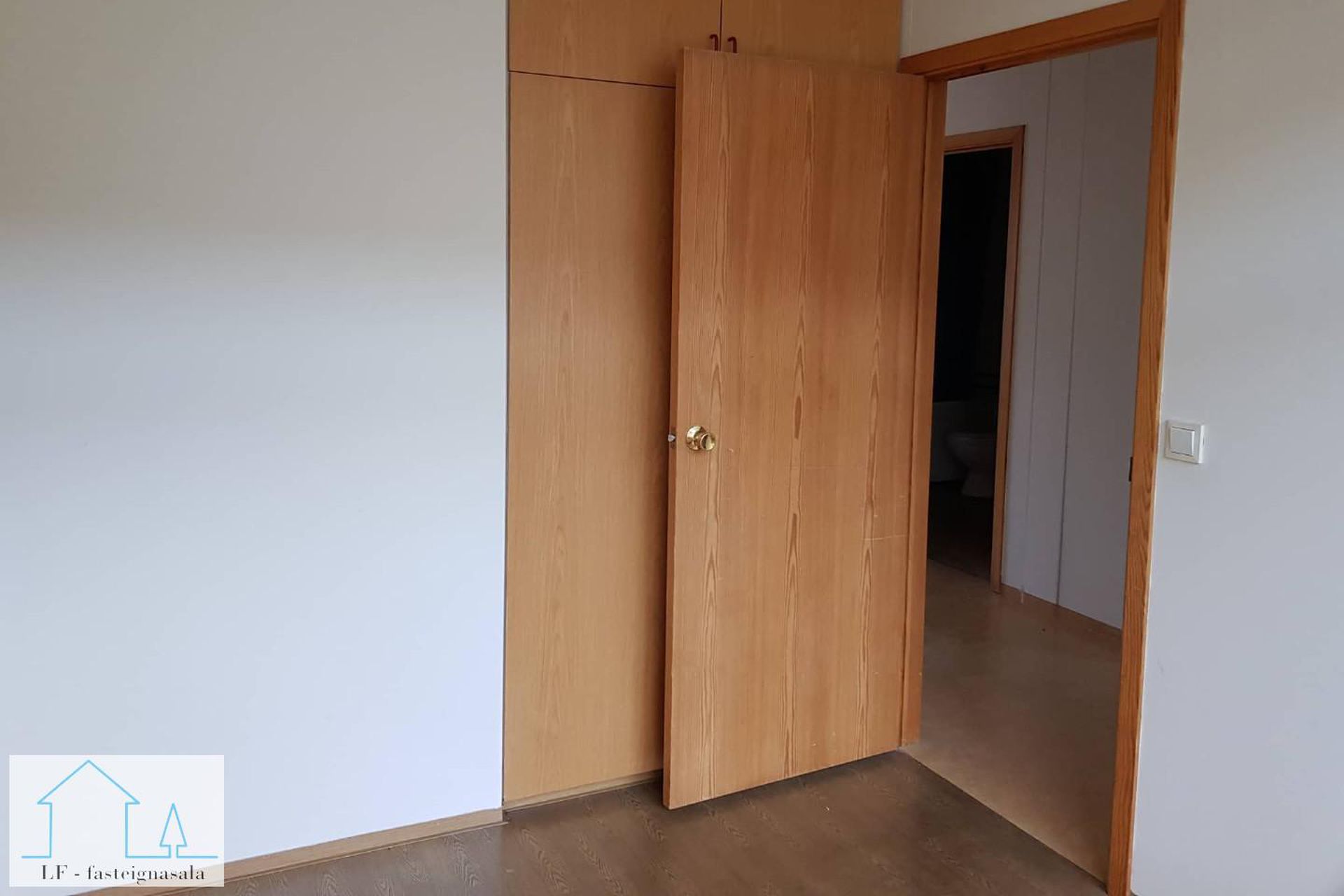 Hlíðargata 57, 750 Fjarða