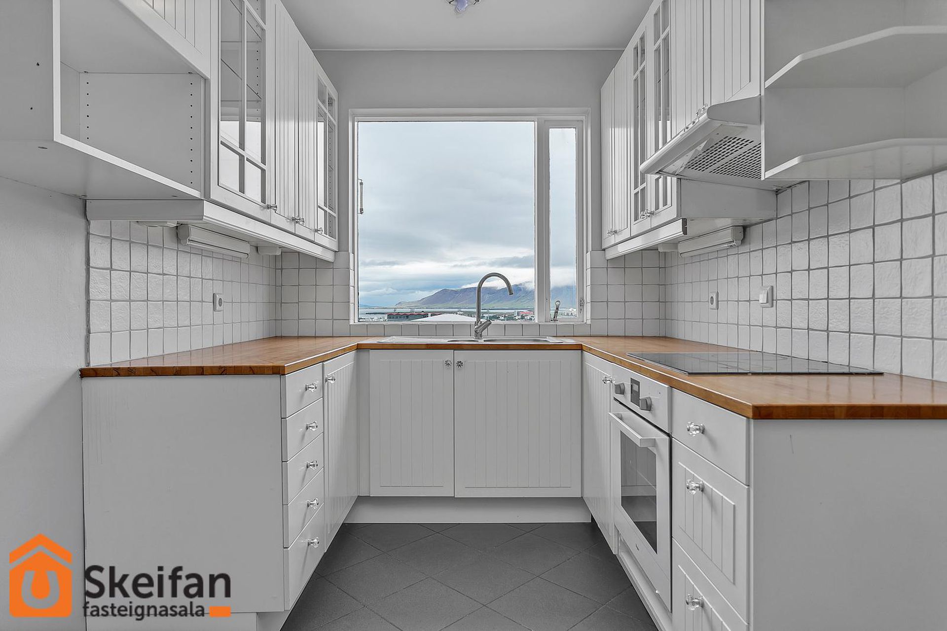 Háaleitisbraut 43, 108 Reykjavík
