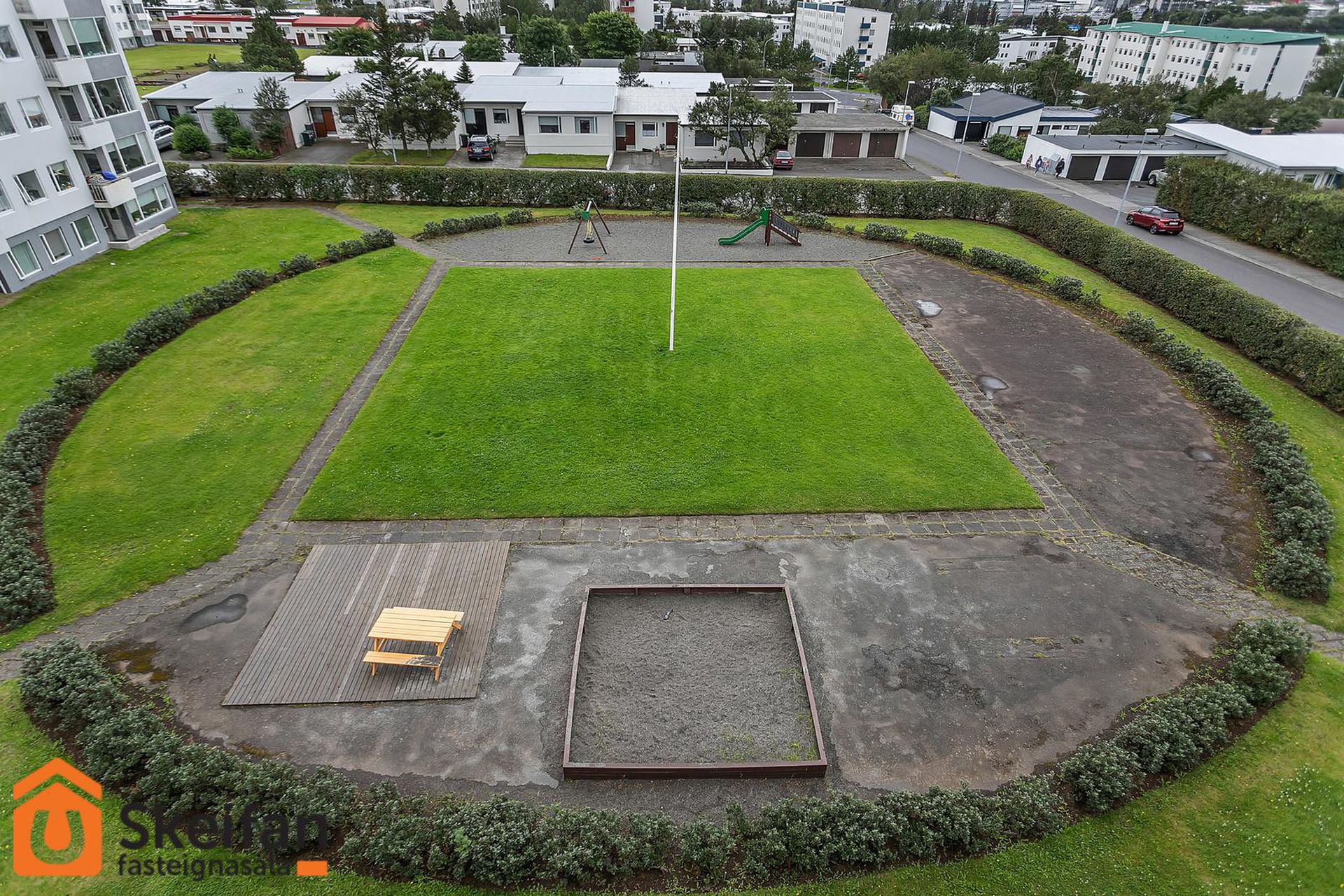 Háaleitisbraut 43, 108 Reykjavík