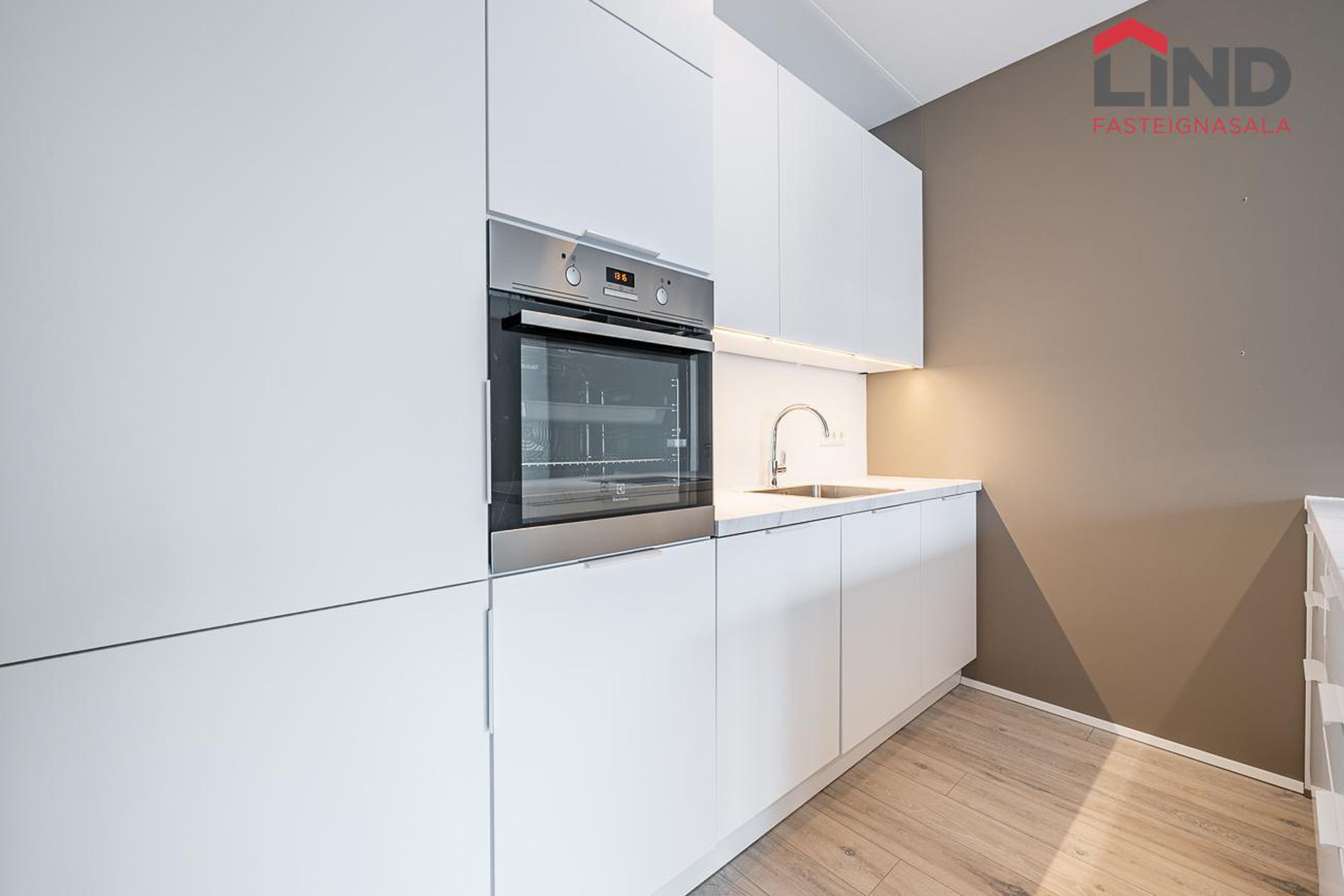 Vinastræti 6 - 0107, 210 Garðabær